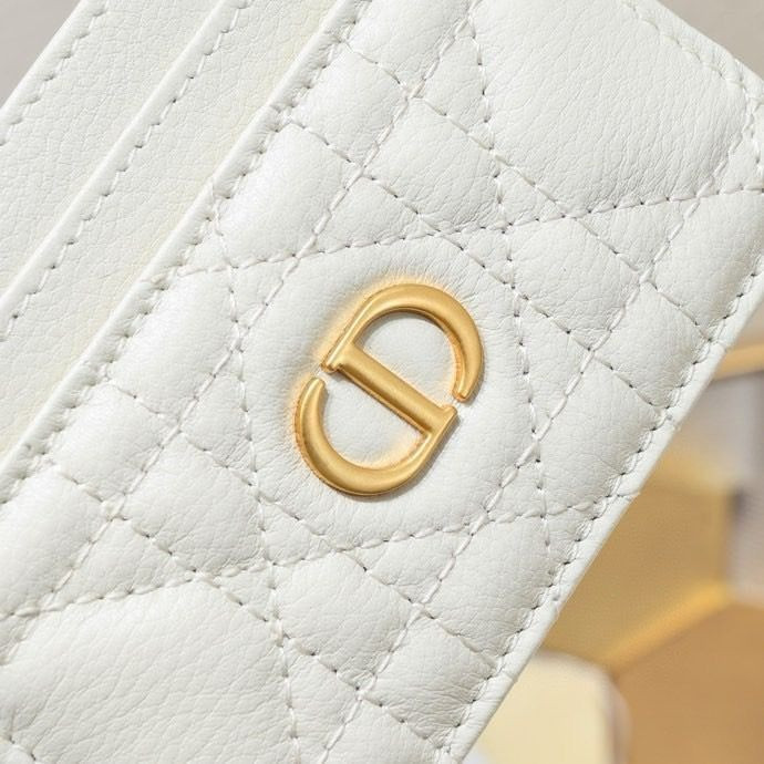 D*0r Card Holder
