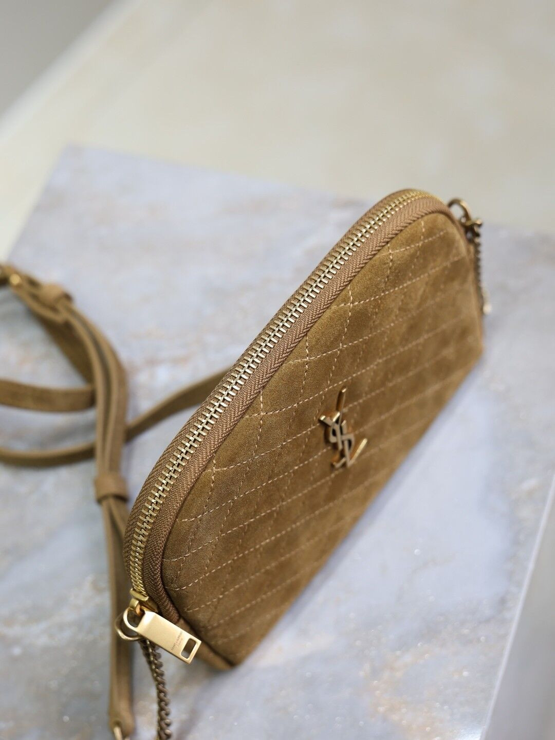 Y*L gaby zipped pouch in suede 18x13x3.5cm