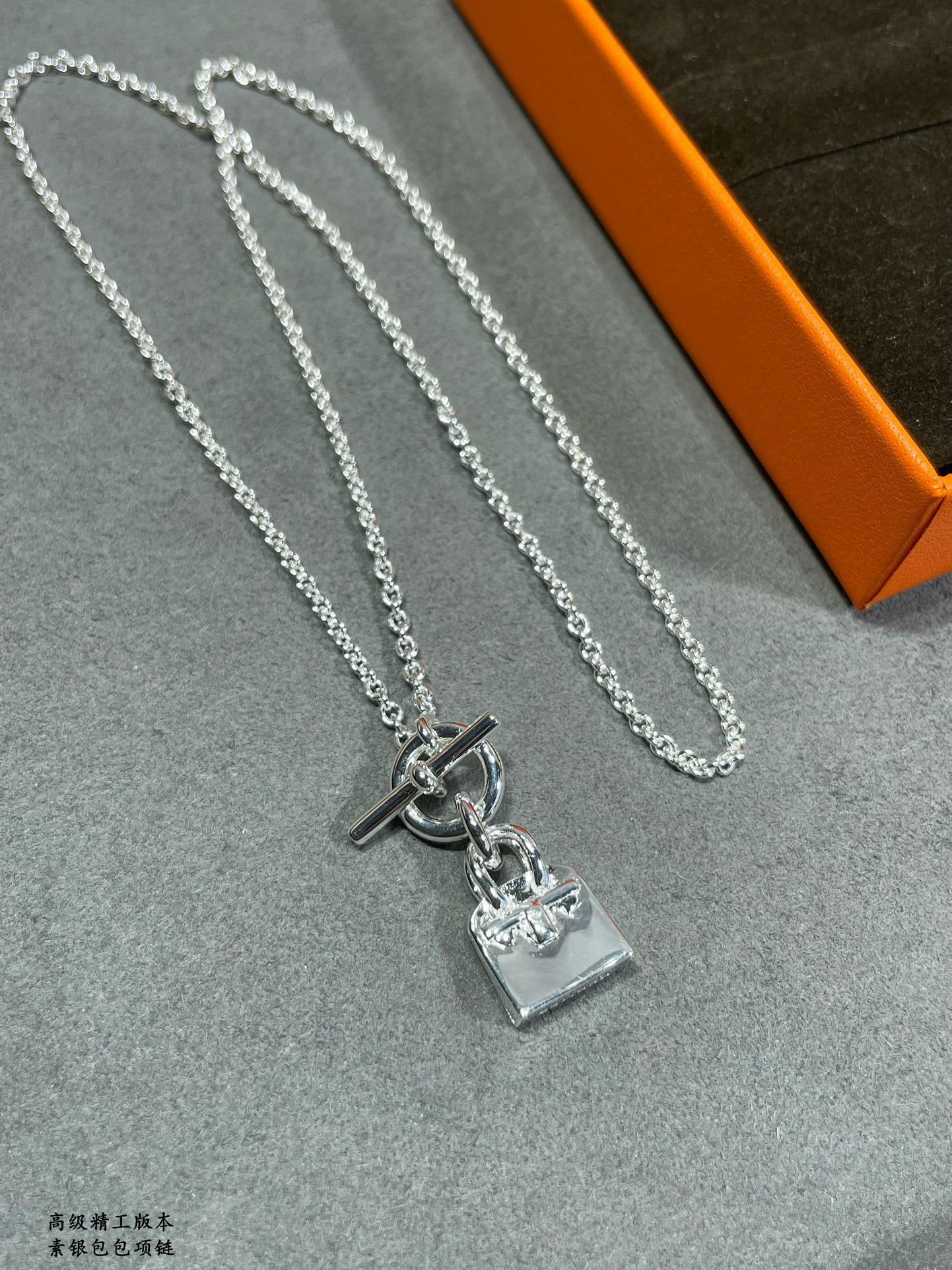 H**mes classic kelly bag necklace ag925
