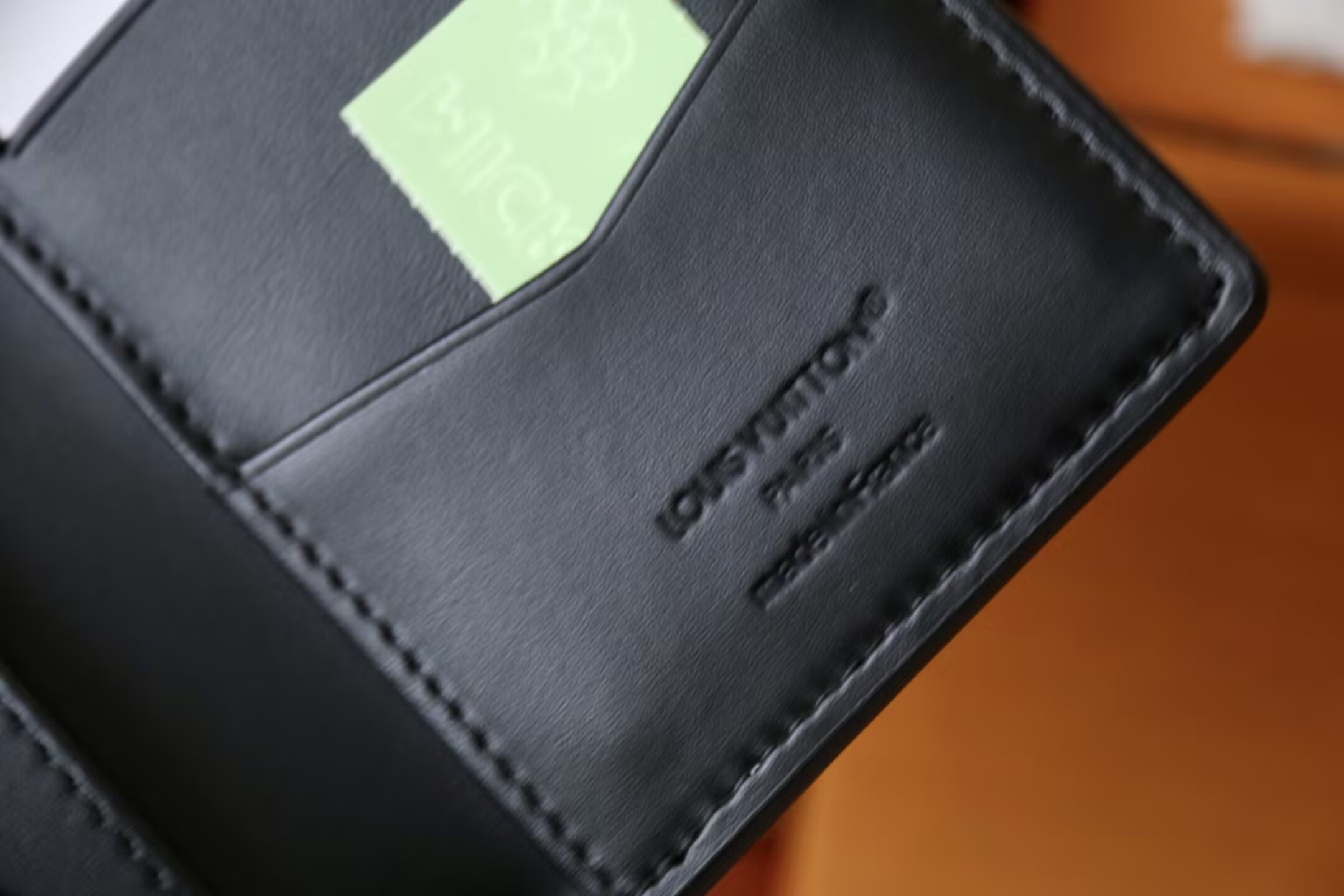 LV Pocket Organizer M26775