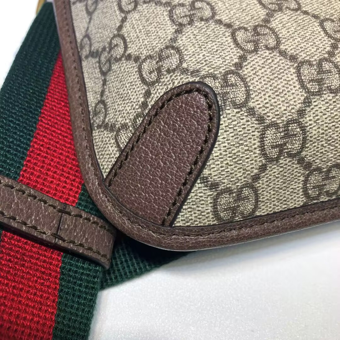 G*u*i neo vintage messenger bag 26x26x5cm