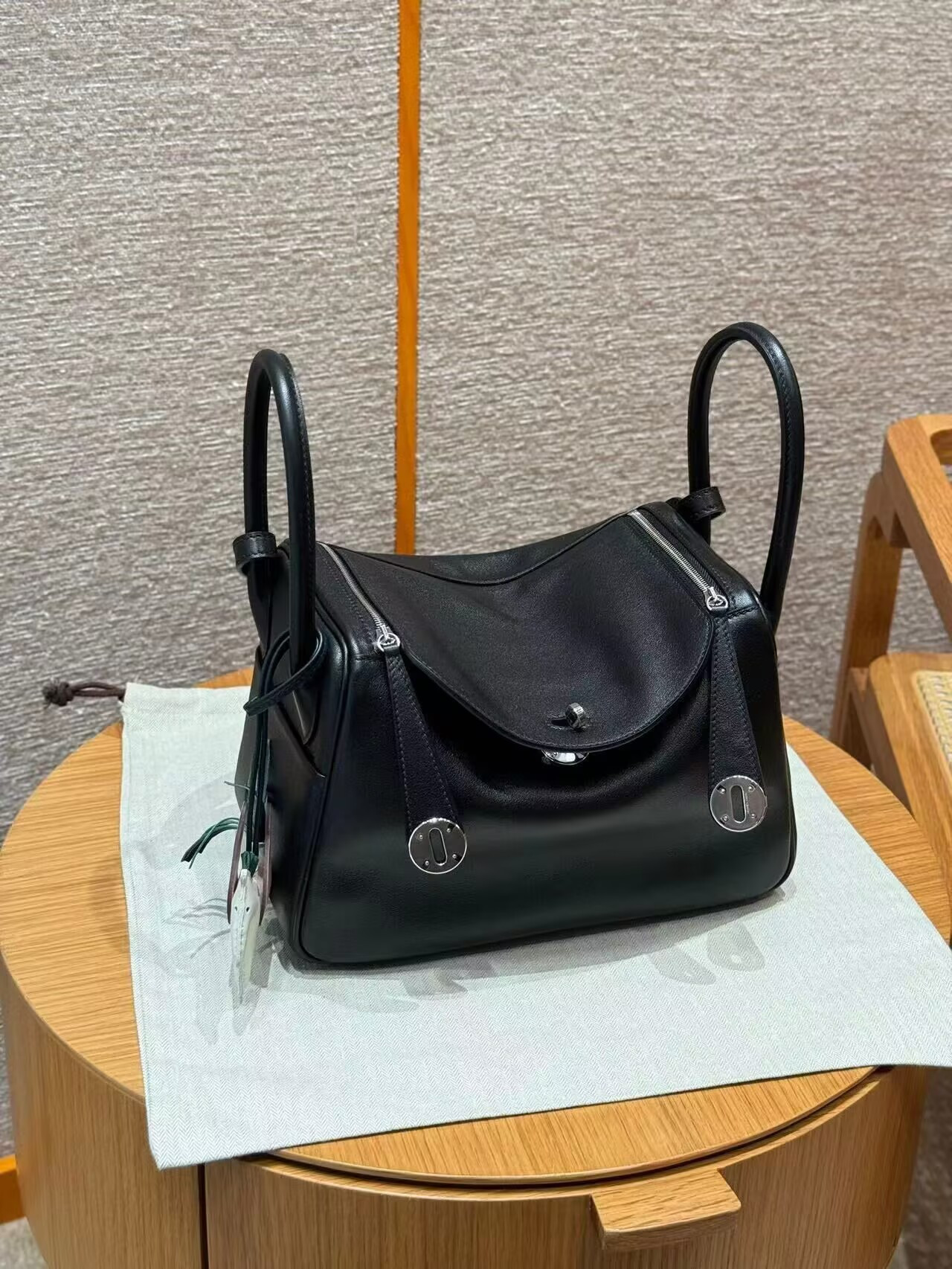 H**mes Lindy 26cm(Customized 15-20 days production time)