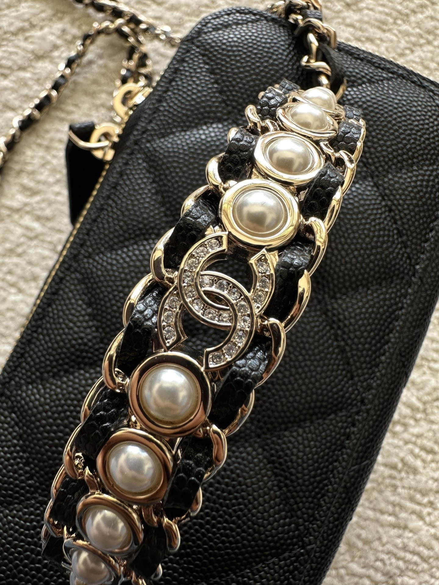 Ch*el classic vanity with chain handbag as4940 17x9.5x8cm