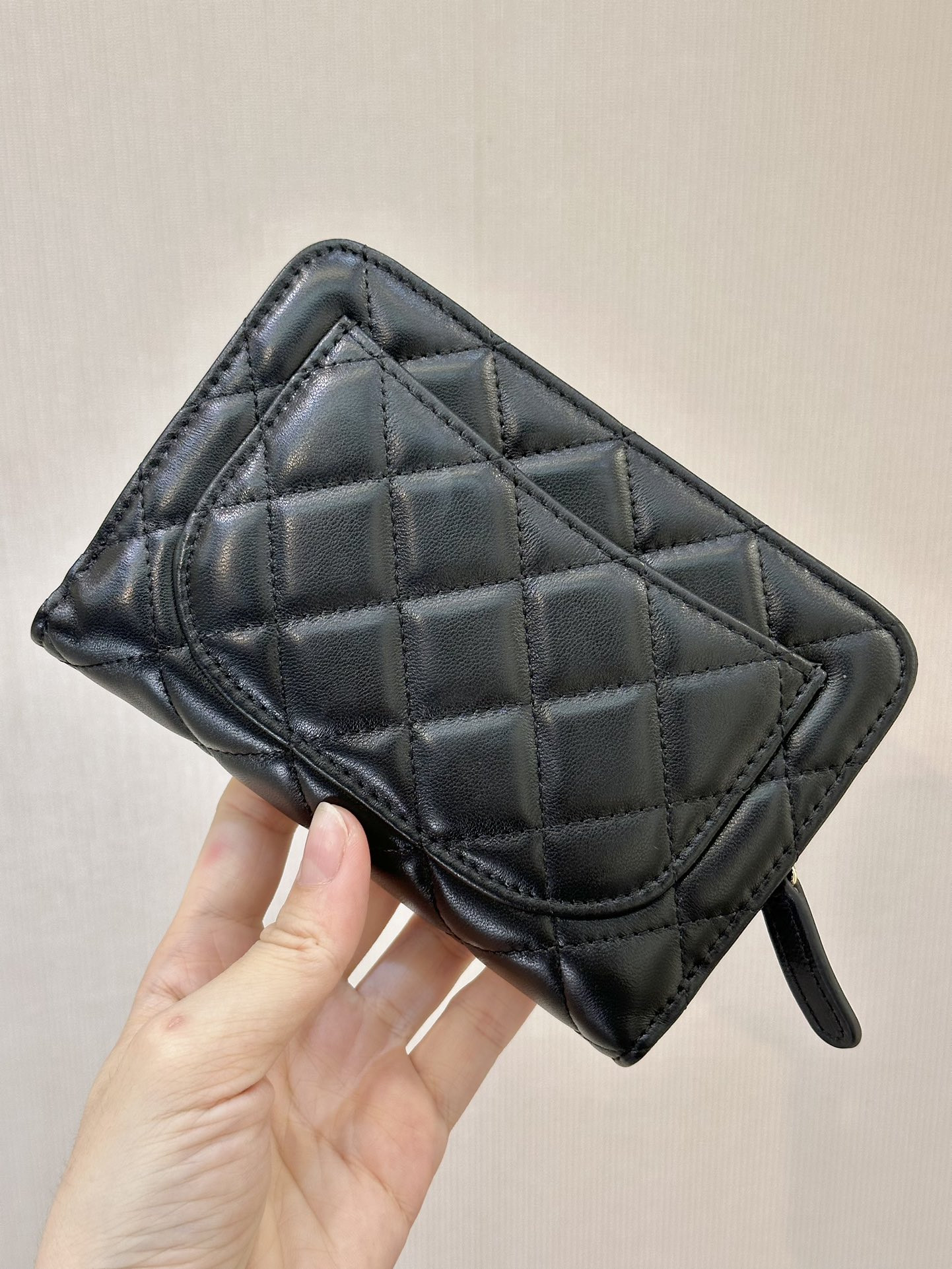 Ch*el matelasse wallet a48667 15.5x10x3cm