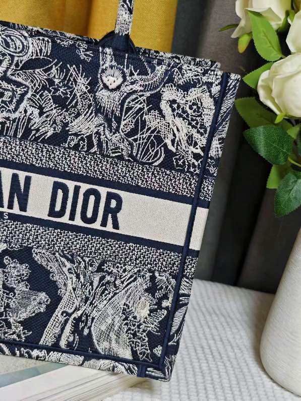 LARGE D*0r BOOK TOTE Blue and Ecru Toile de Jouy Reverse Embroidery 16.5 x 14 x 7.5 inches