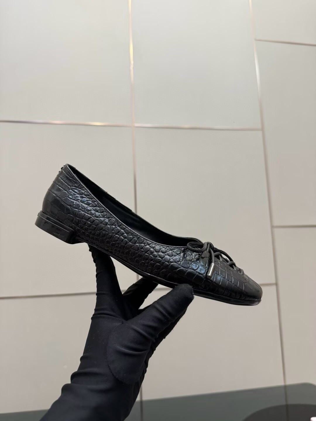 ua Ji*y Ch* scarlett ballerina flats