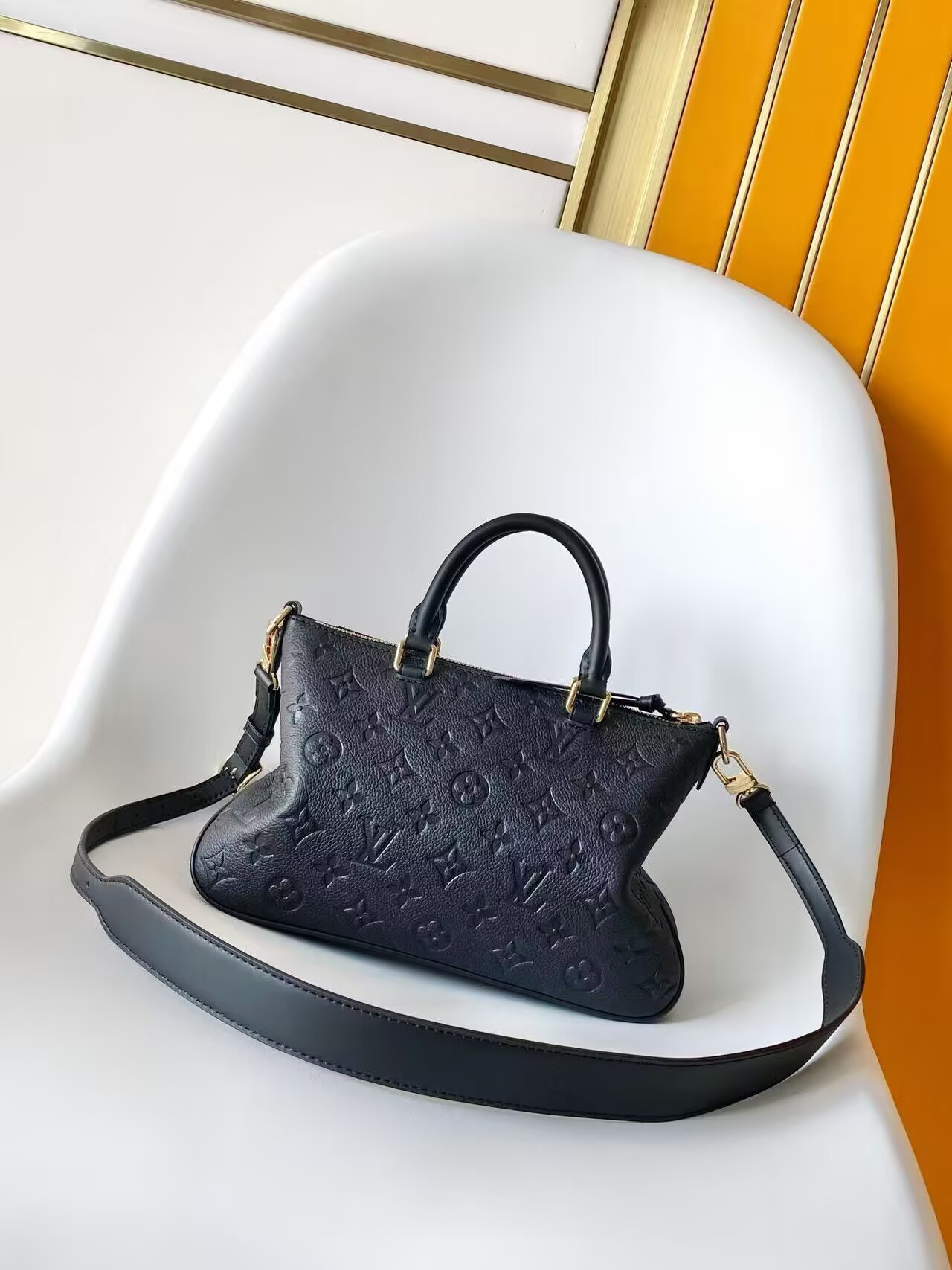 LV Skyline PM M28511 28 x 17.5 x 10.5 cm