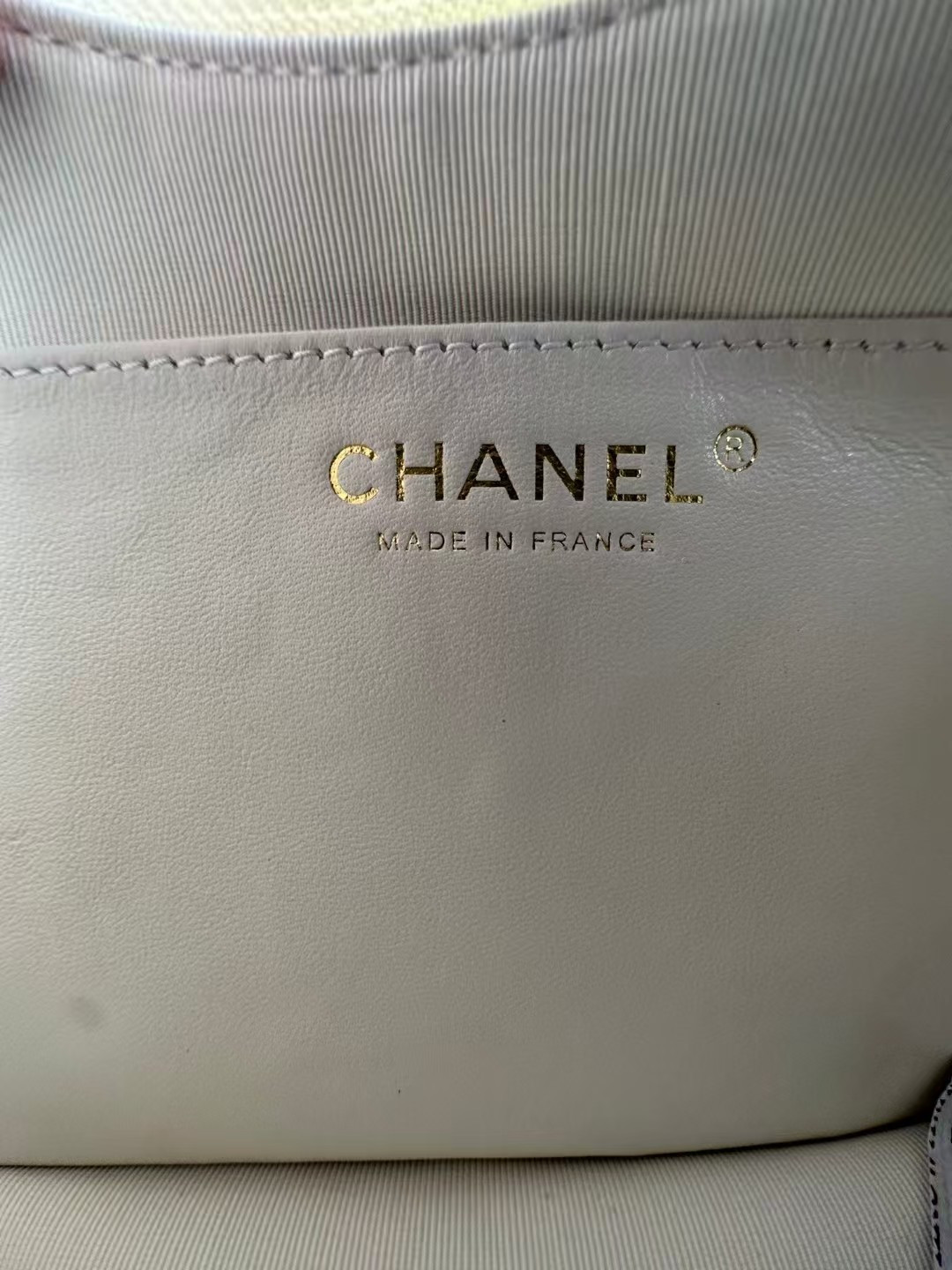 Ch*el Hobo Handbag 23.5x13.5x5.3cm