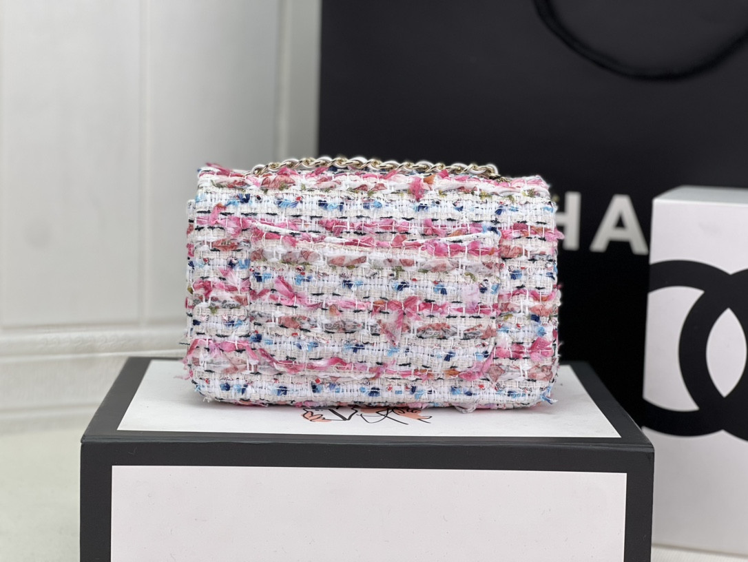 Ch*el mini classic 11.12 handbag 20 12 × 20 × 6 cm