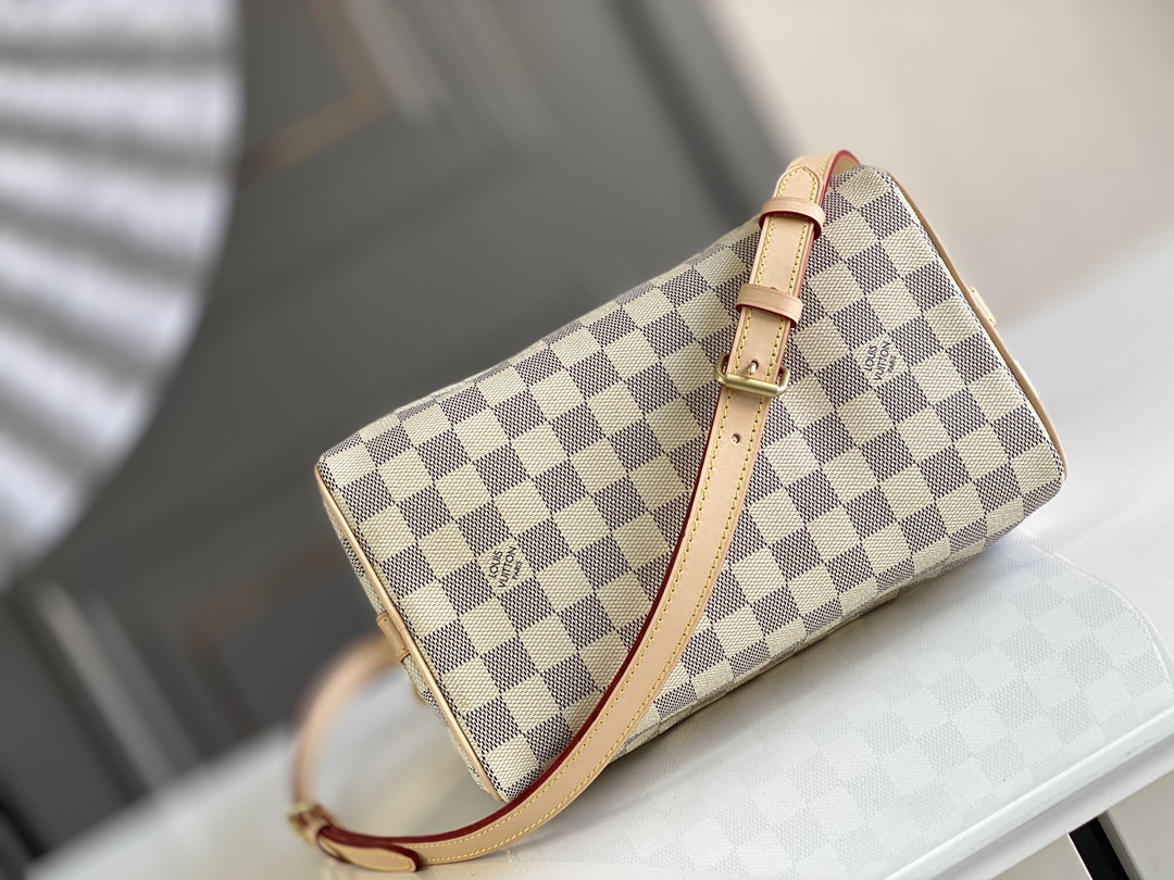 L0*is V*t0n N41374 Speedy 25
