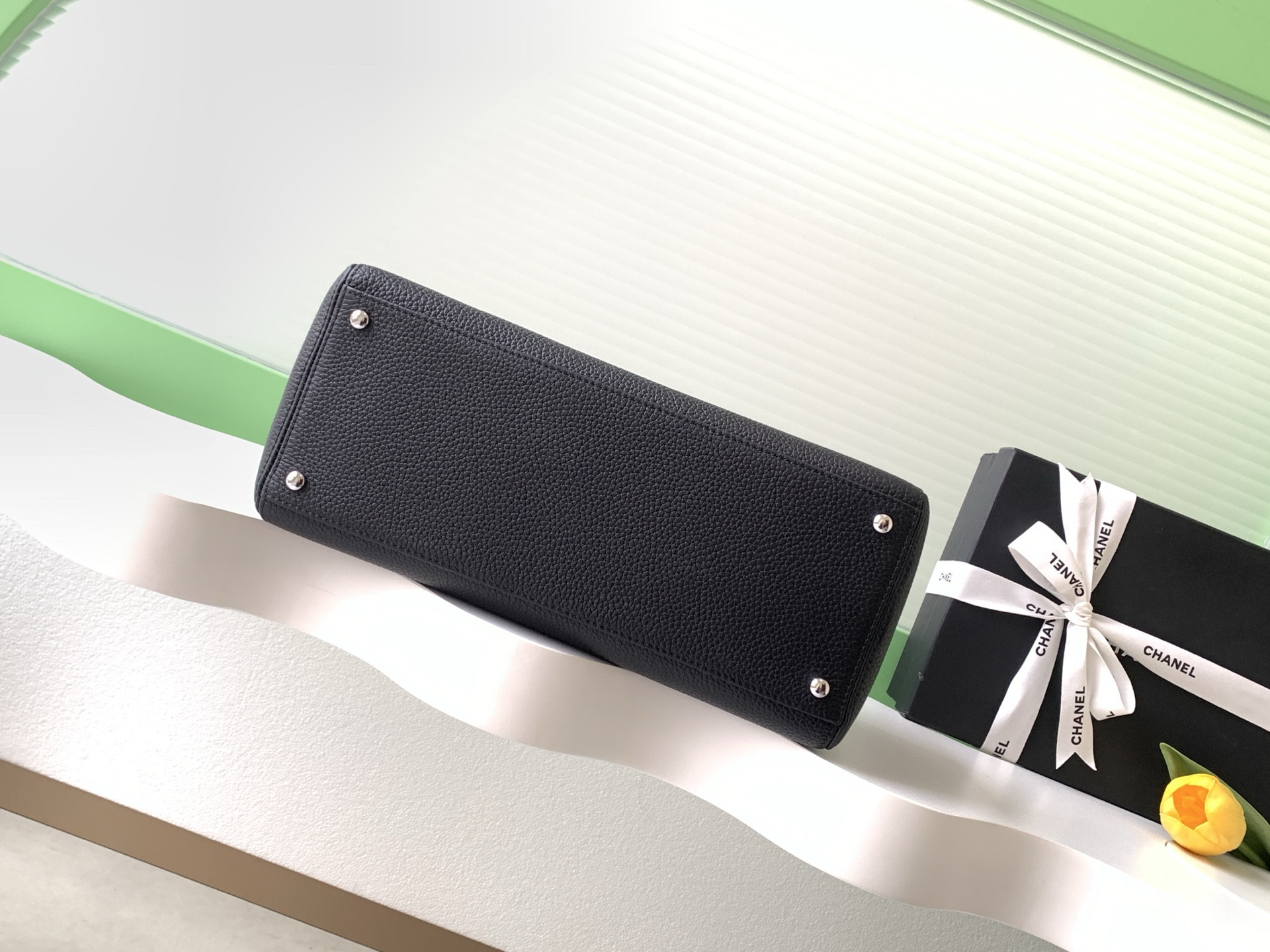 Ch*el executive cerf tote 32x17.5x13cm