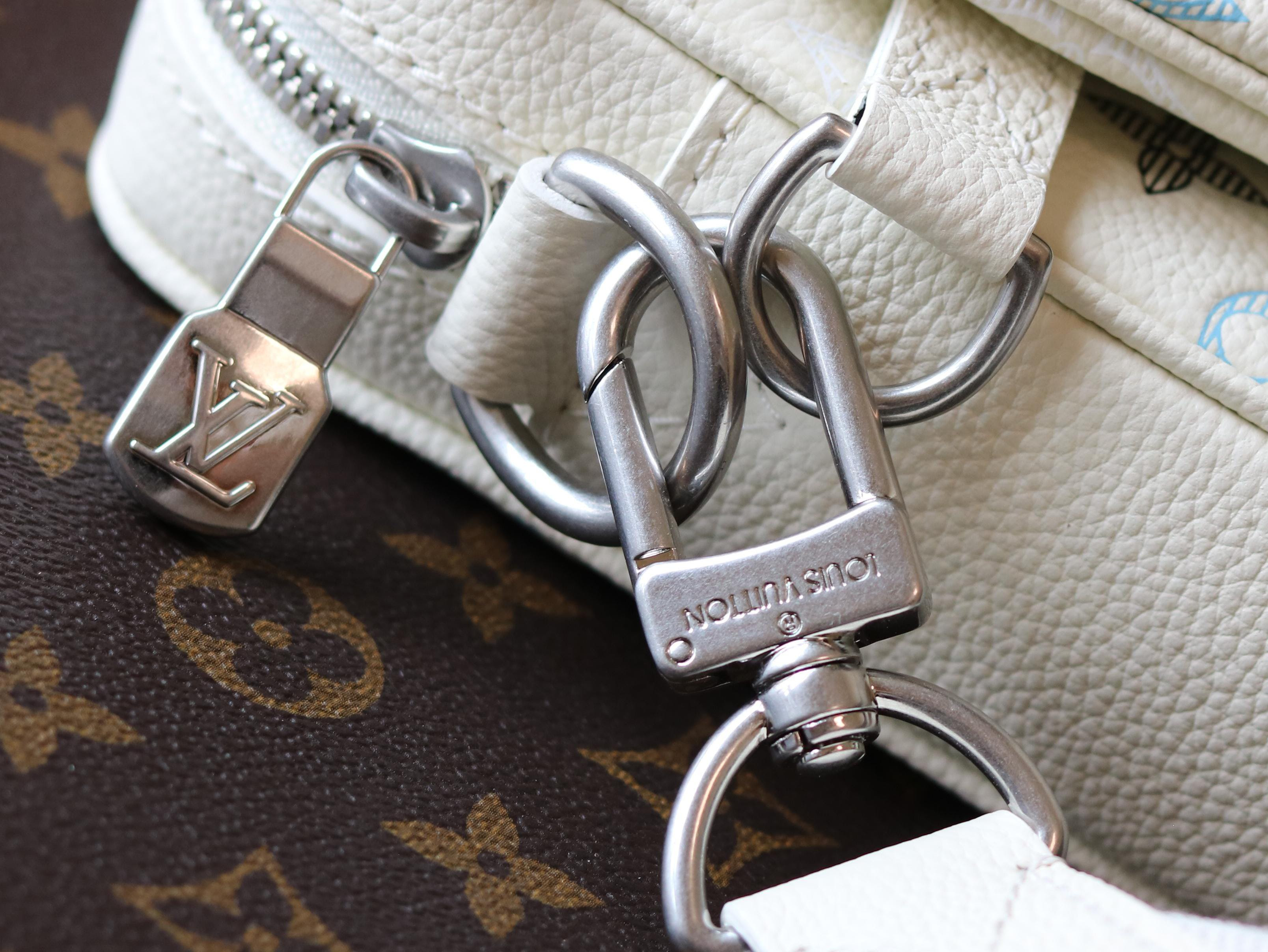 LV Trio Messenger M28854 25x18.5x7cm