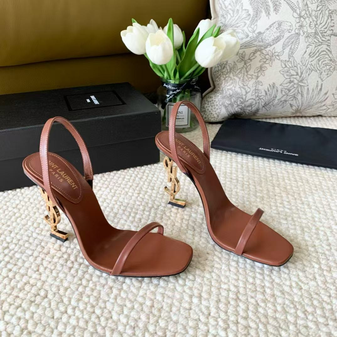 ua Y*L opyum sandals