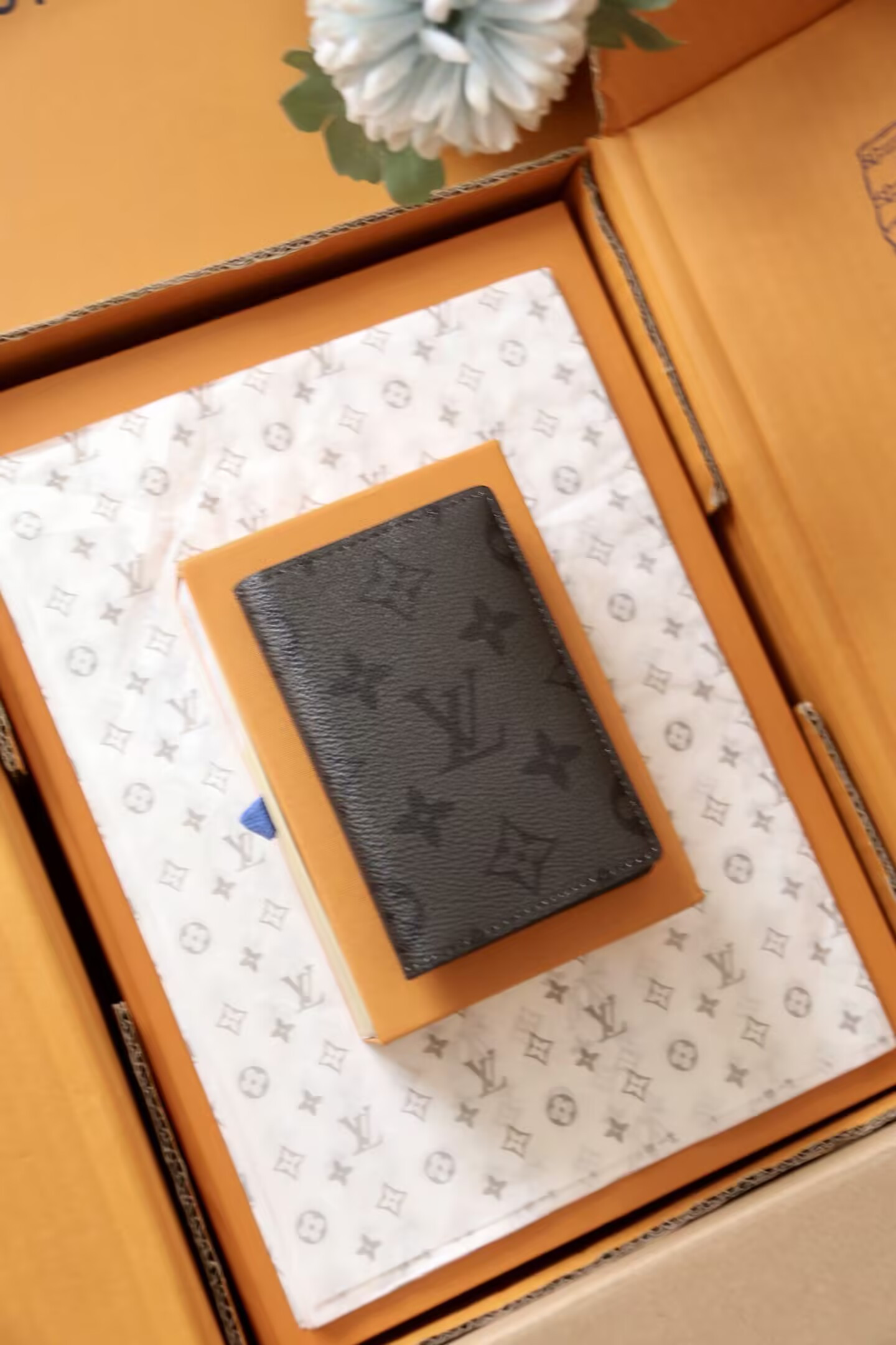 LV Pocket Organizer M26775