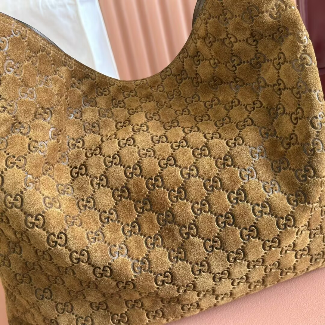G*u*i beatrix large tote bag 40x36x12cm