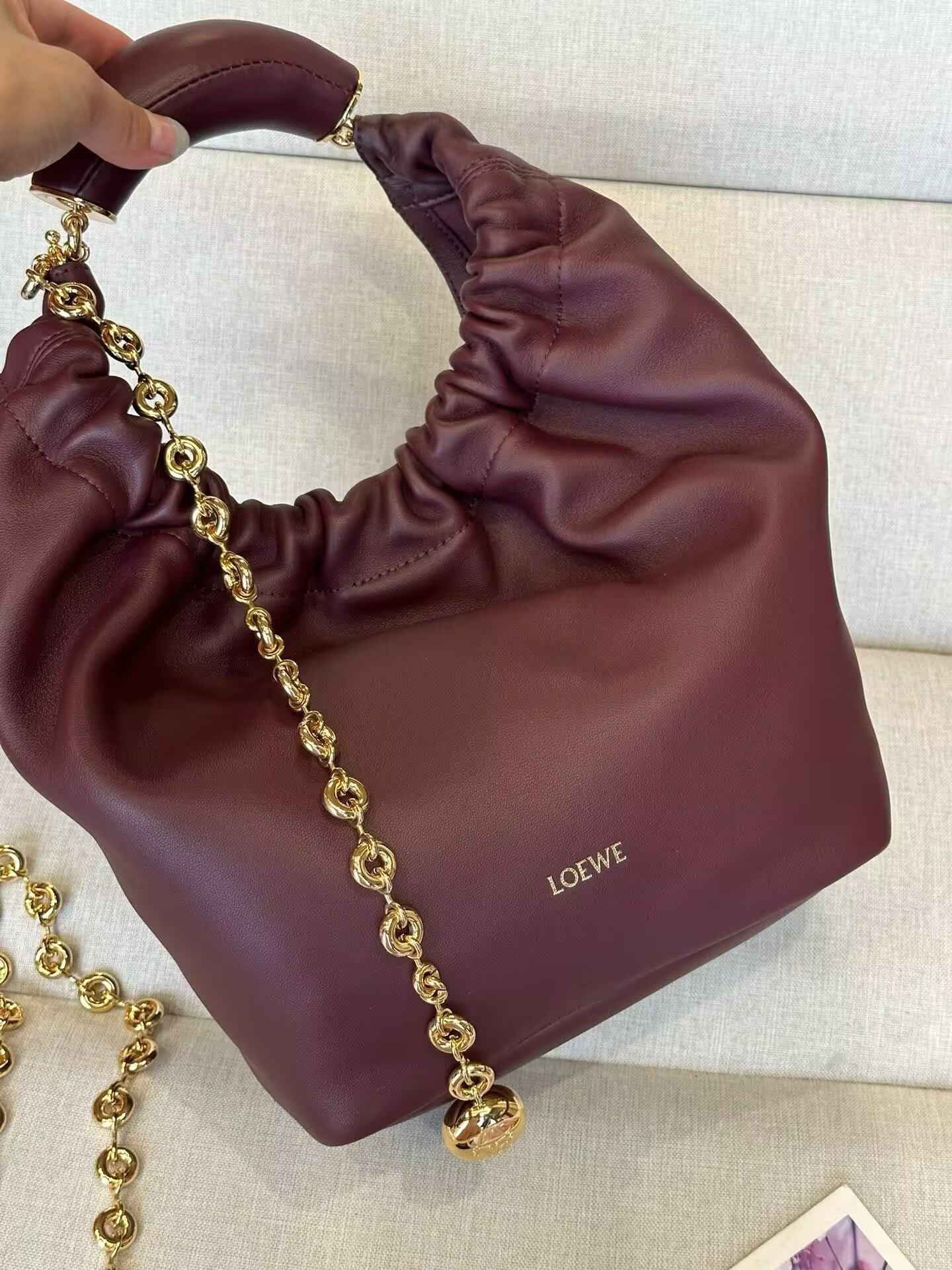 L0ew* small squeeze bag in mellow nappa lambskin 29x10.5x24cm