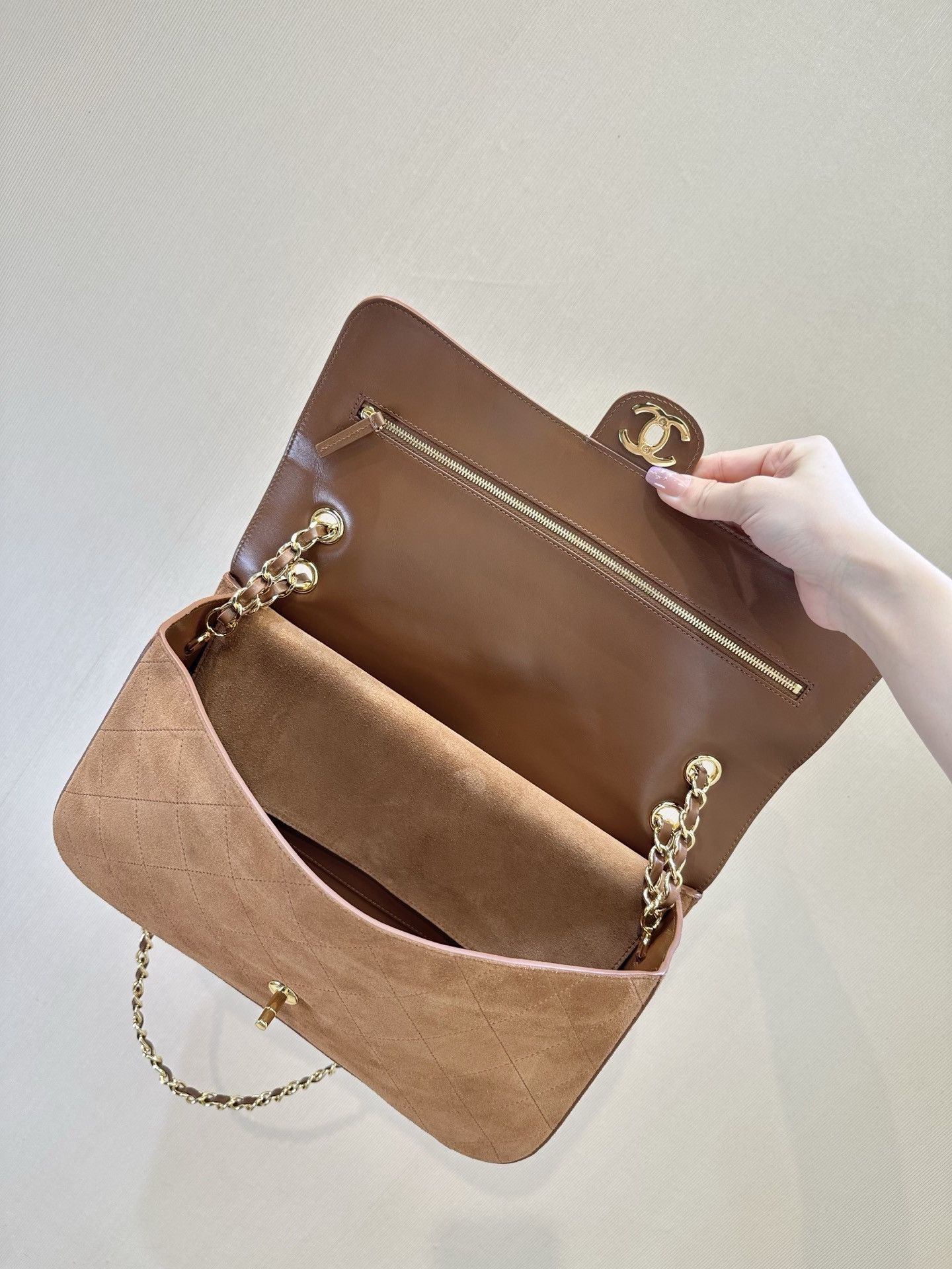 Ch*el maxi flap handbag brown as6281 19.5x32x10cm