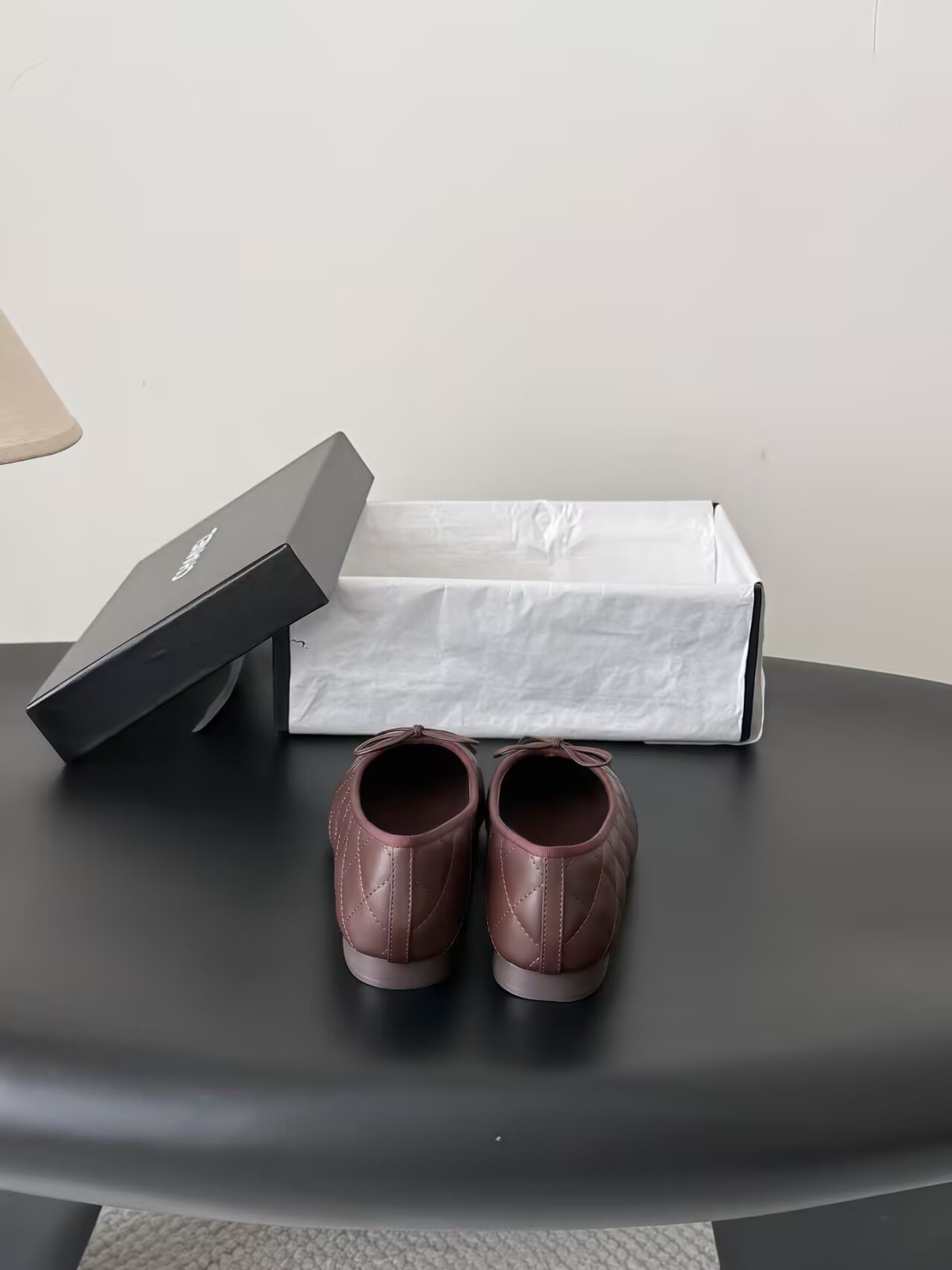 ua Ch*el ballet flats
