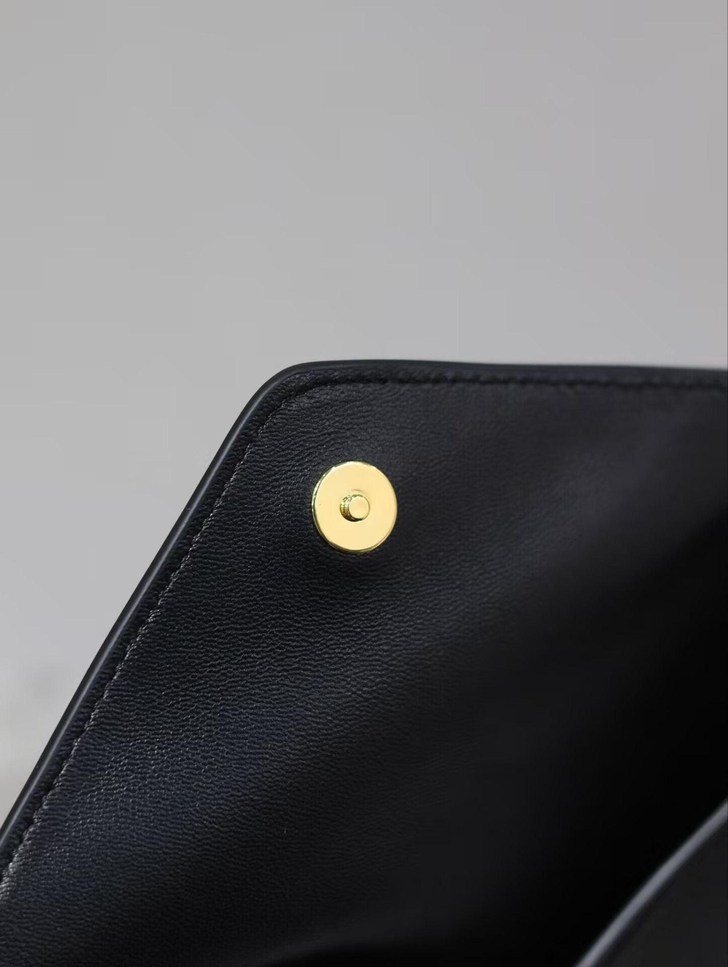 Y*L cassandre small envelope pouch in lambskin 21x14x3cm