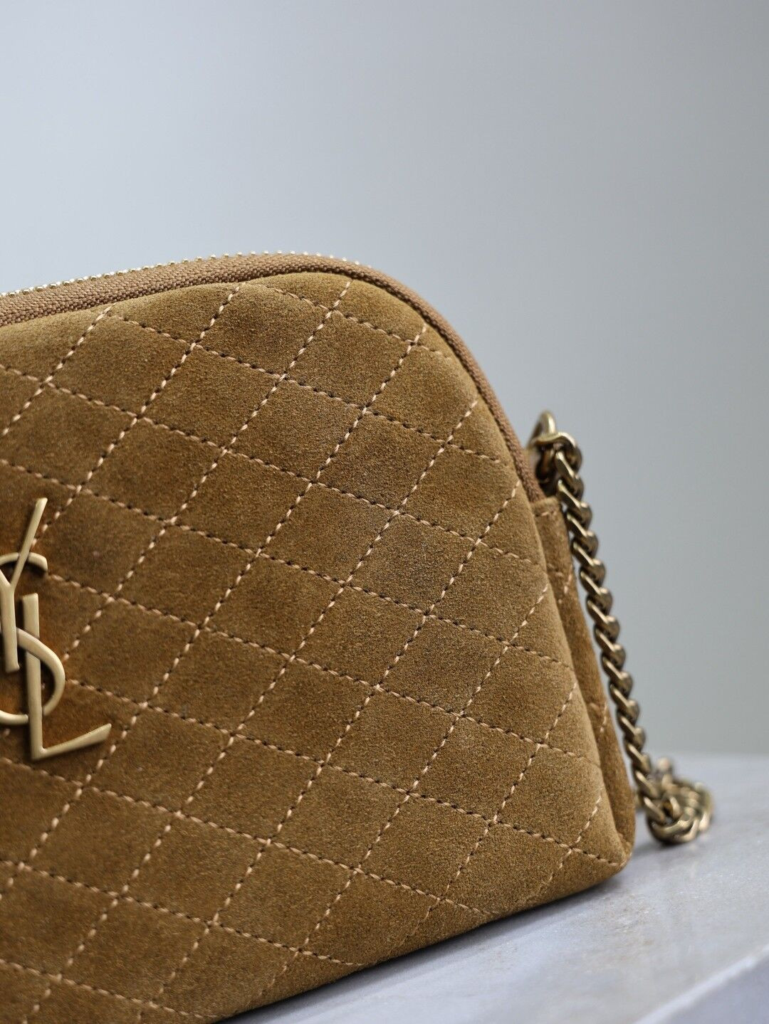 Y*L gaby zipped pouch in suede 18x13x3.5cm