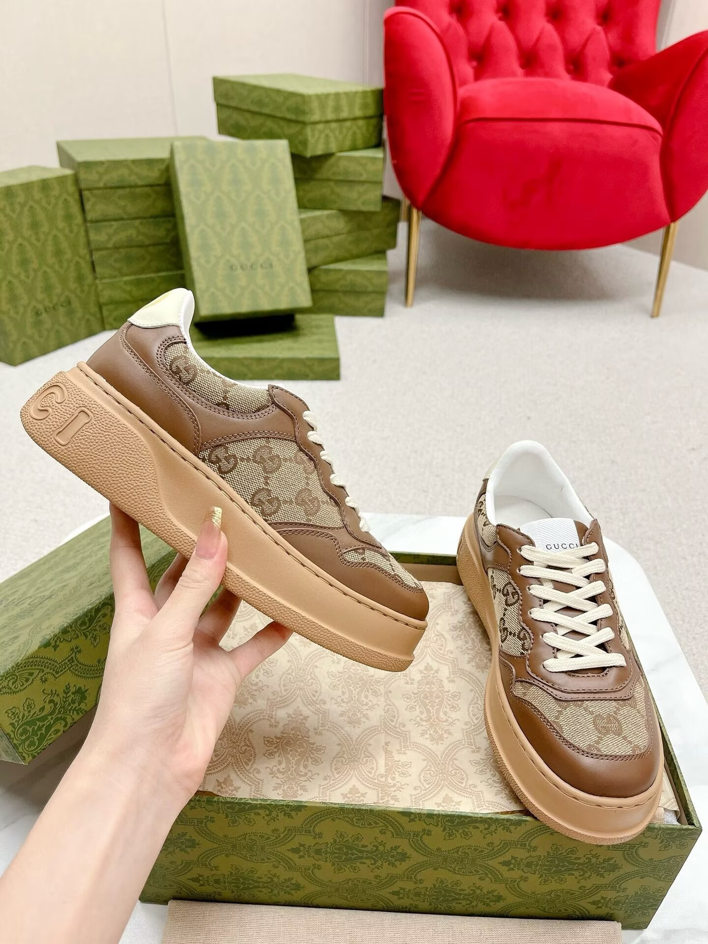 ua G*u*i gg low-top platform sneakers