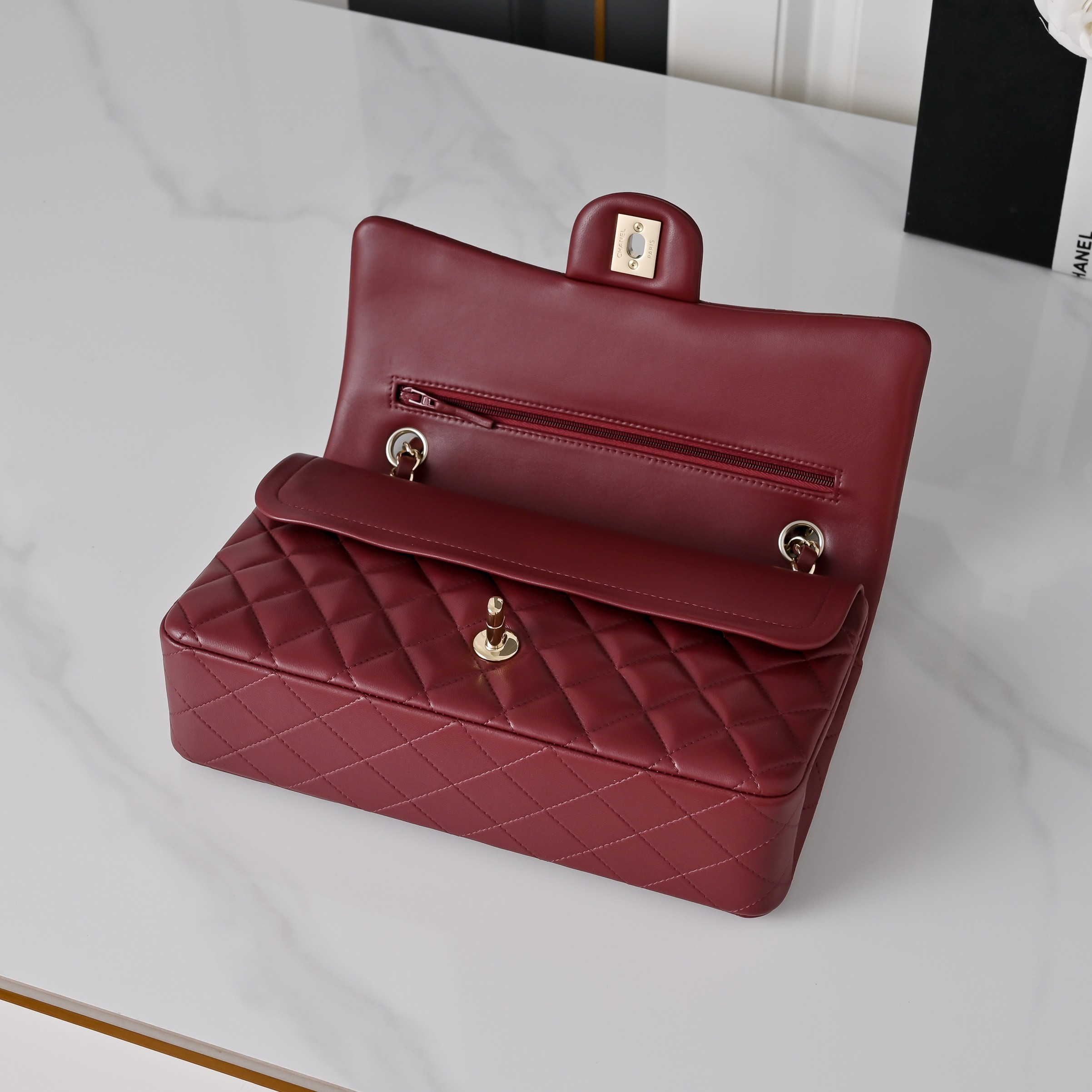 Ch*el classic burgundy lambskin flap handbag with light gold hardware a01112 15.5x25.5x6cm