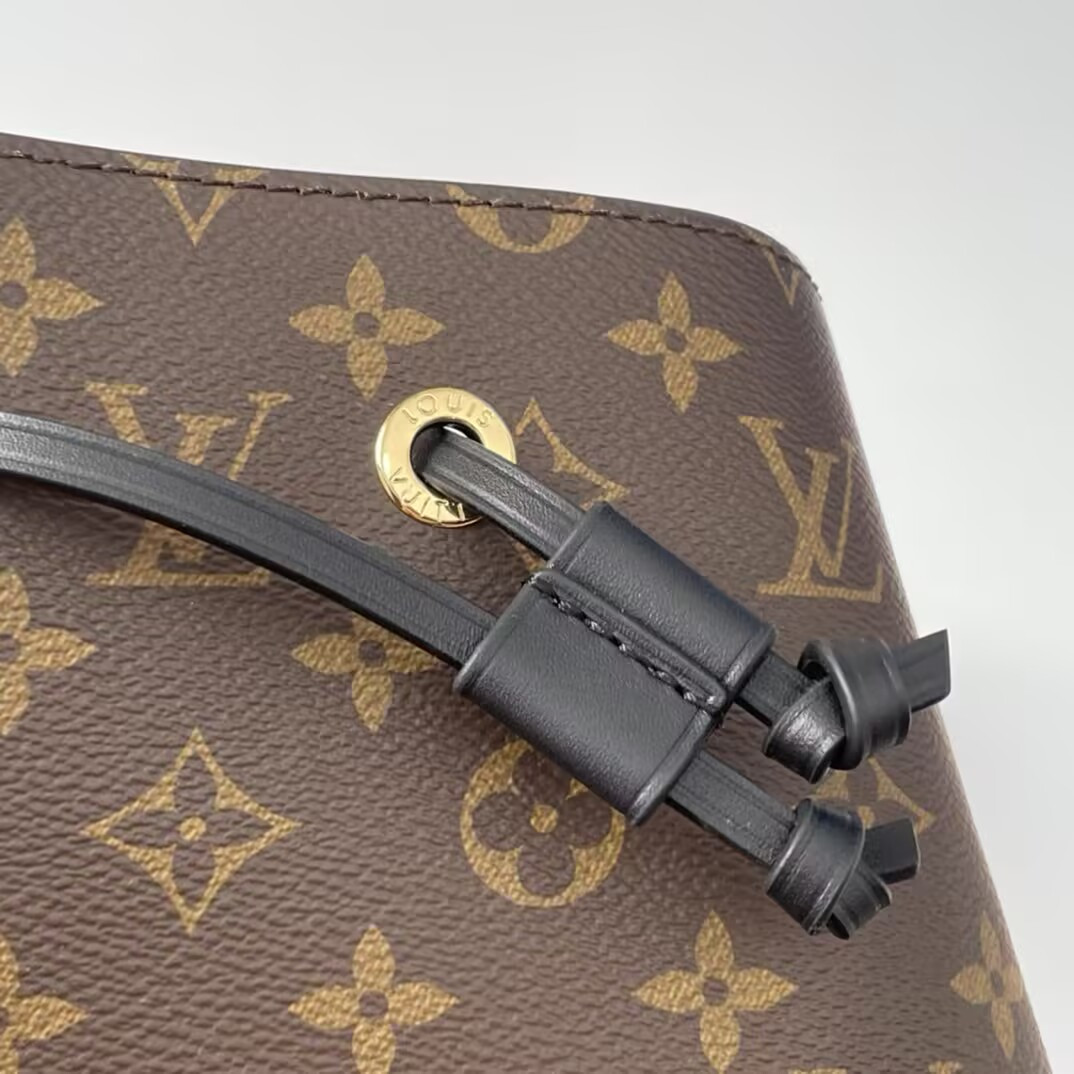 LV NÉONOÉ MM M44020 26 x 26 x 17.5 CM