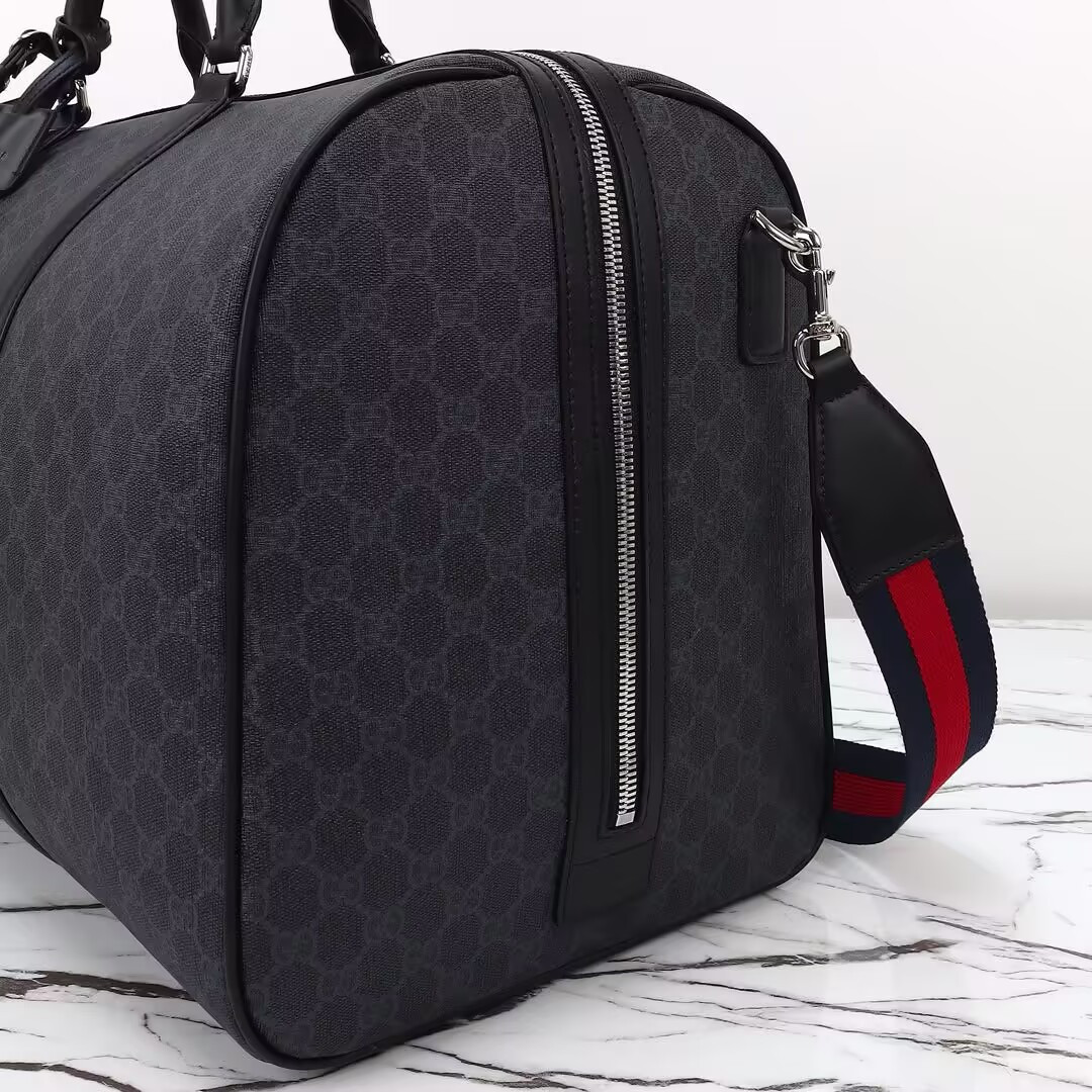 G*u*i gg black large duffle bag 52x33x28cm