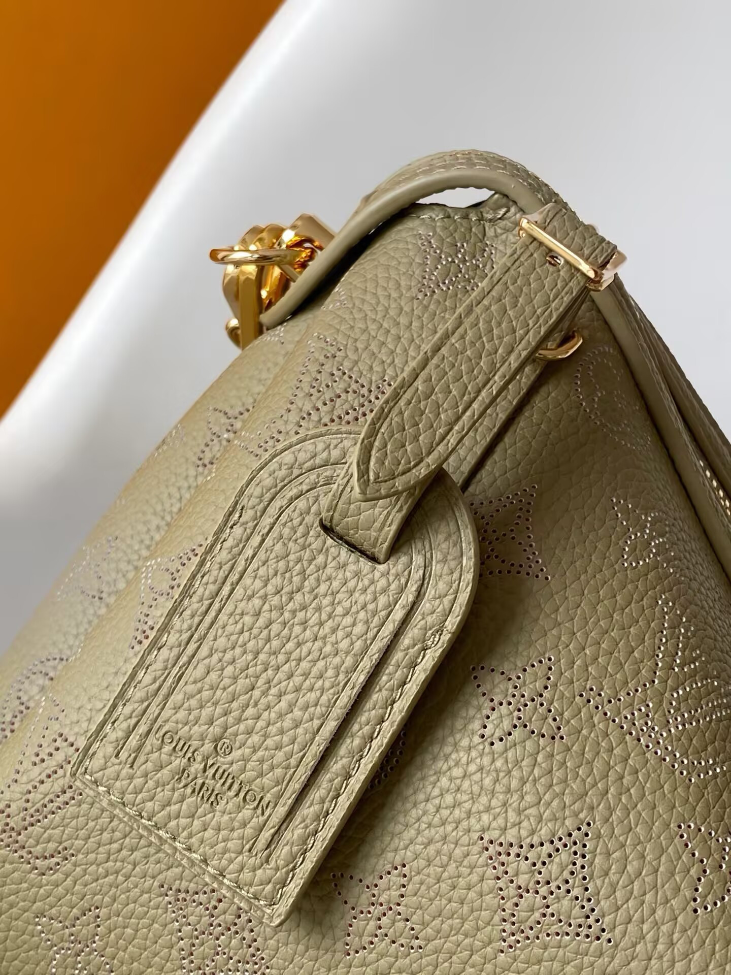 LV Hand It All PM M25904 29x18x13cm
