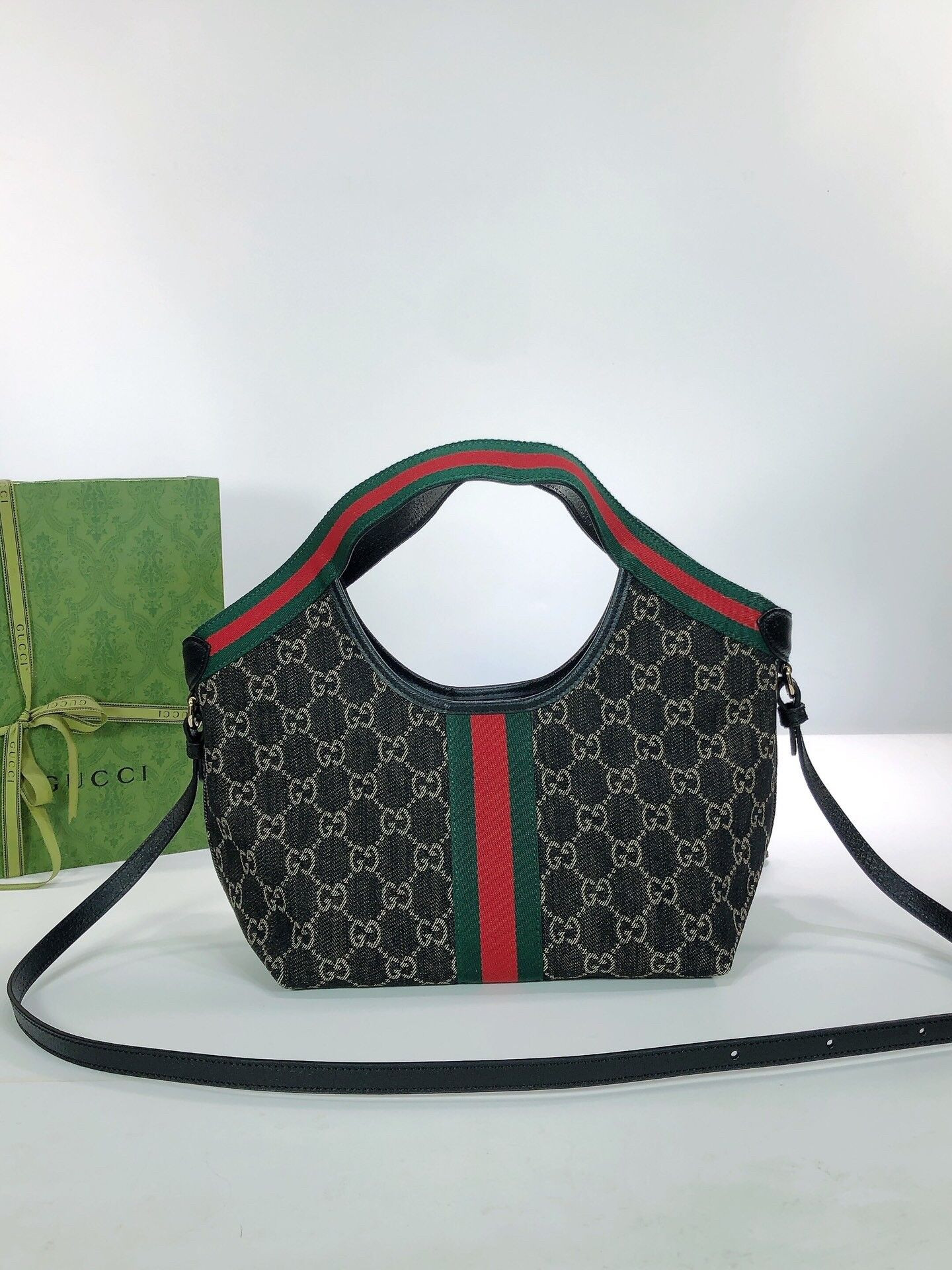 G*u*i giglio small tote bag 25x20x15cm