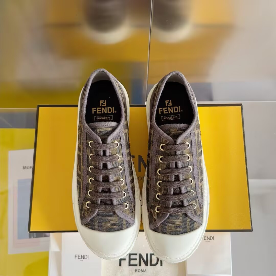 ua F**di domino sneakers