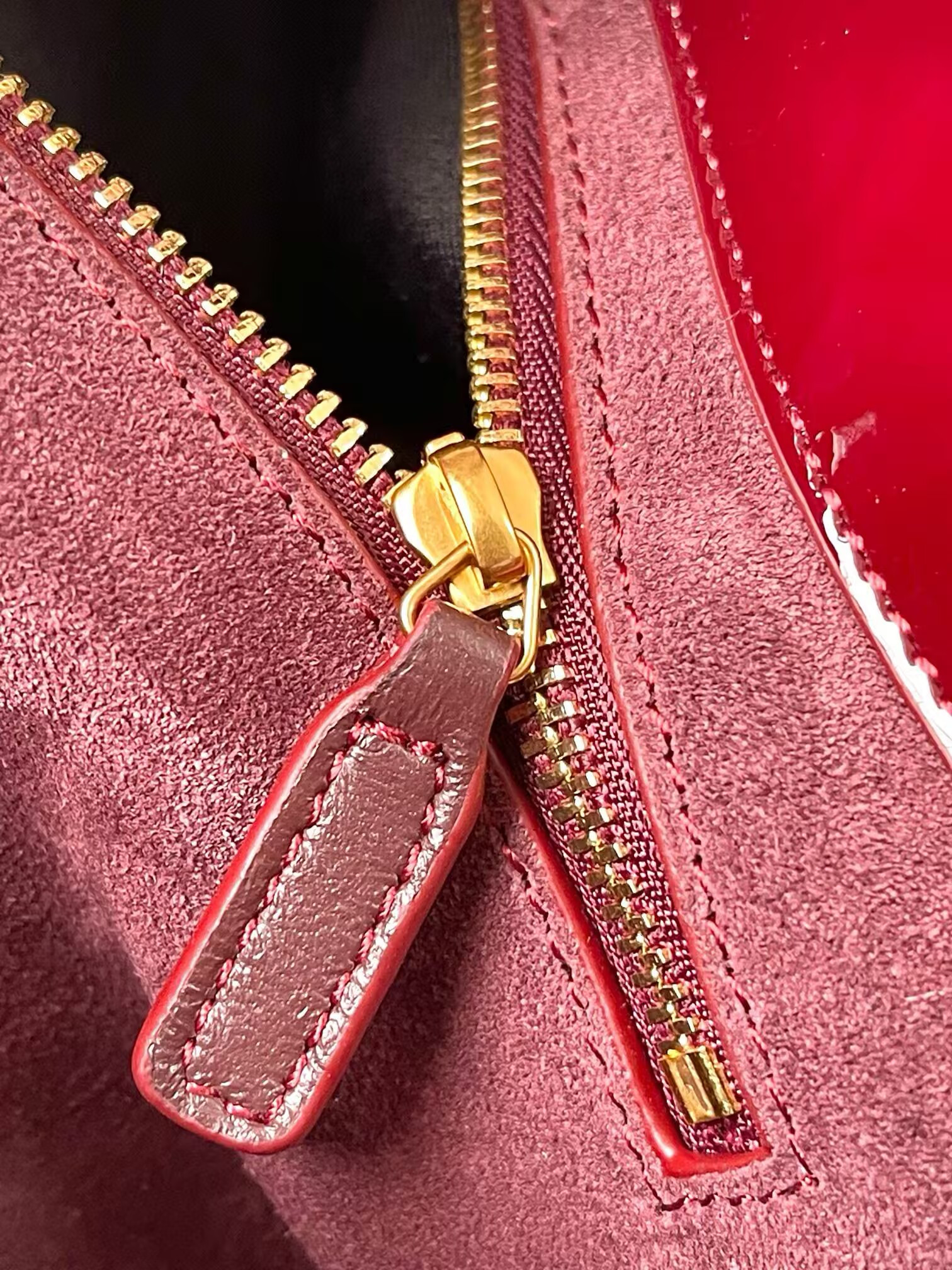 Y*L le 5 à 7 in patent leather 23x16x6.5cm