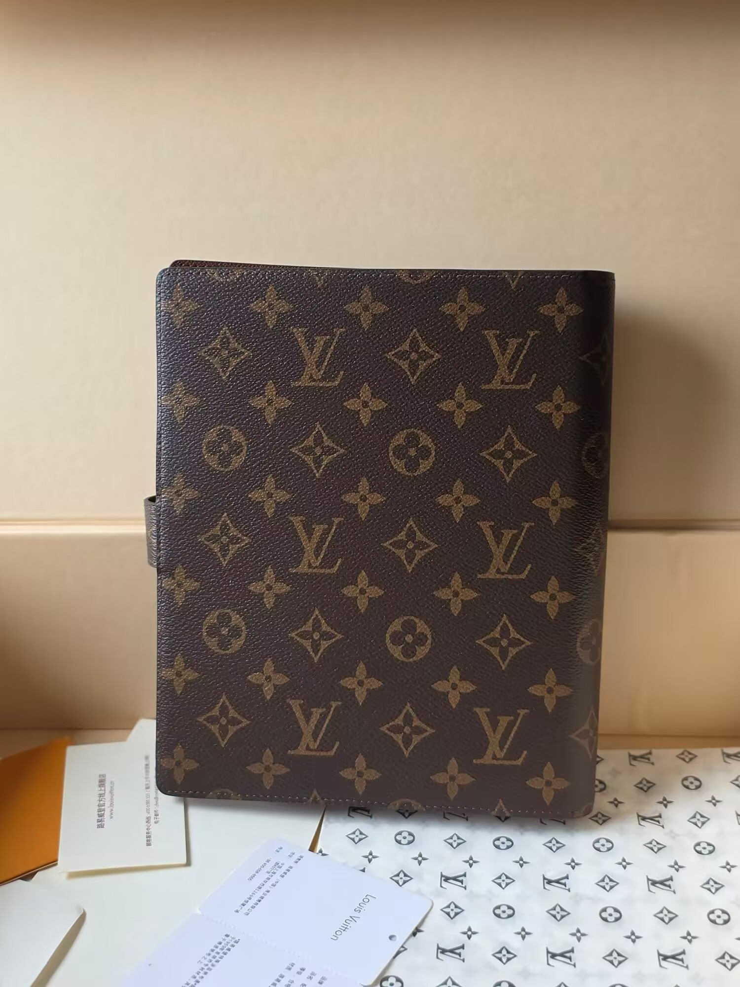 LV Large Ring Agenda Cover R20106 18.5x23x3cm