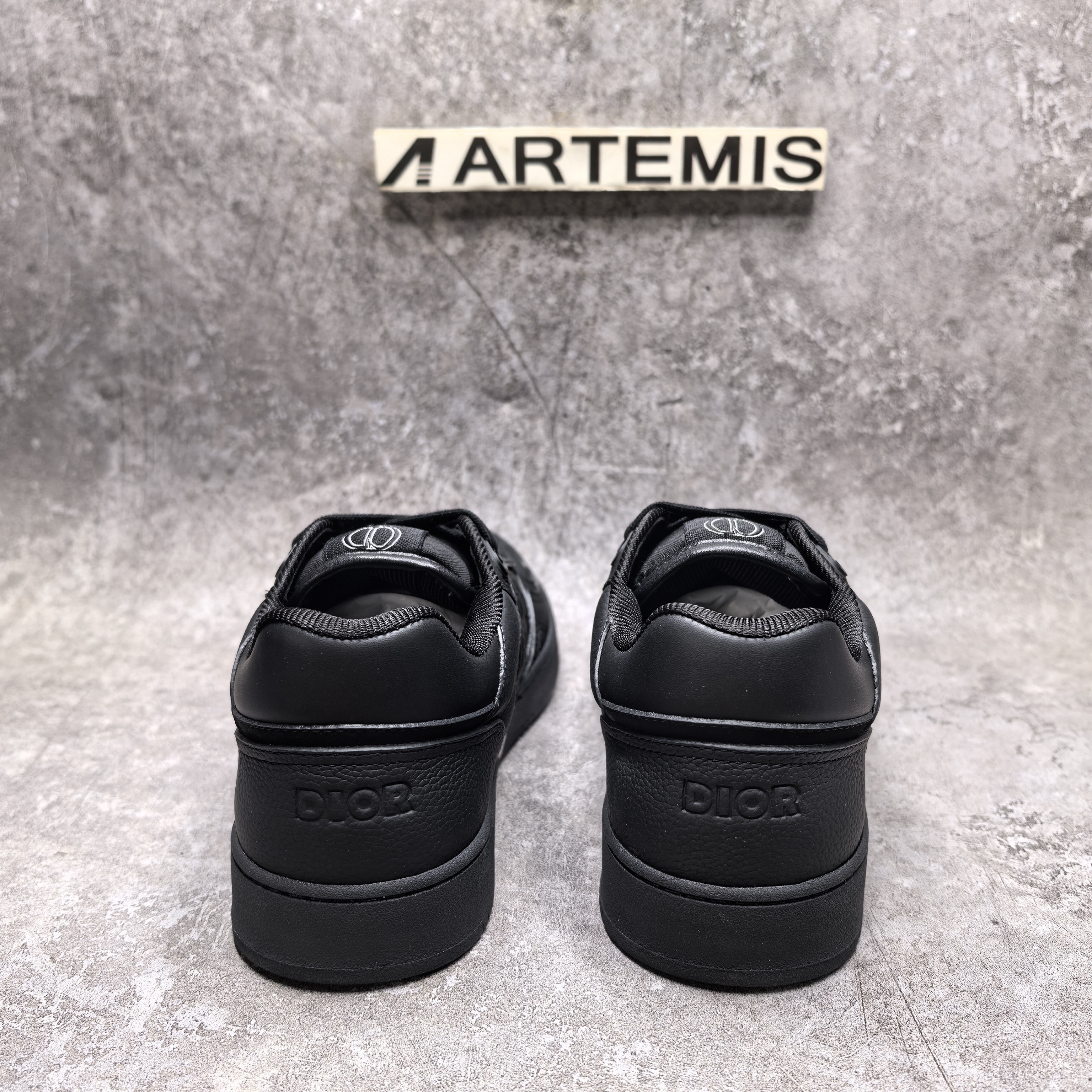 UA D*0r Sneaker