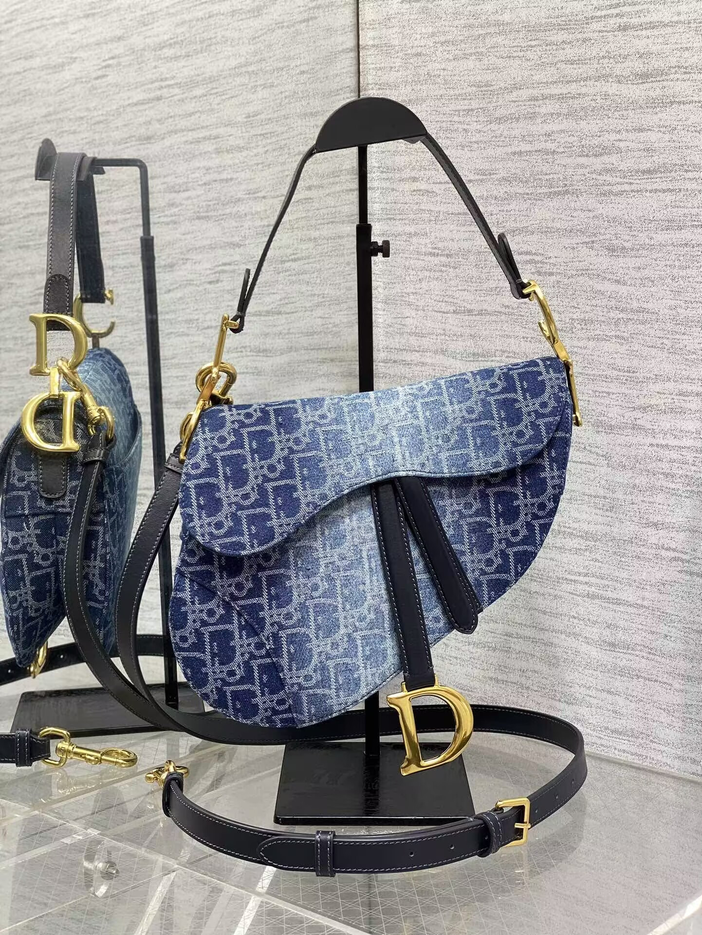 D*0r Saddle Bag with Strap Blue Denim D*0r Oblique Jacquard 25.5 x 20 x 6.5 cm