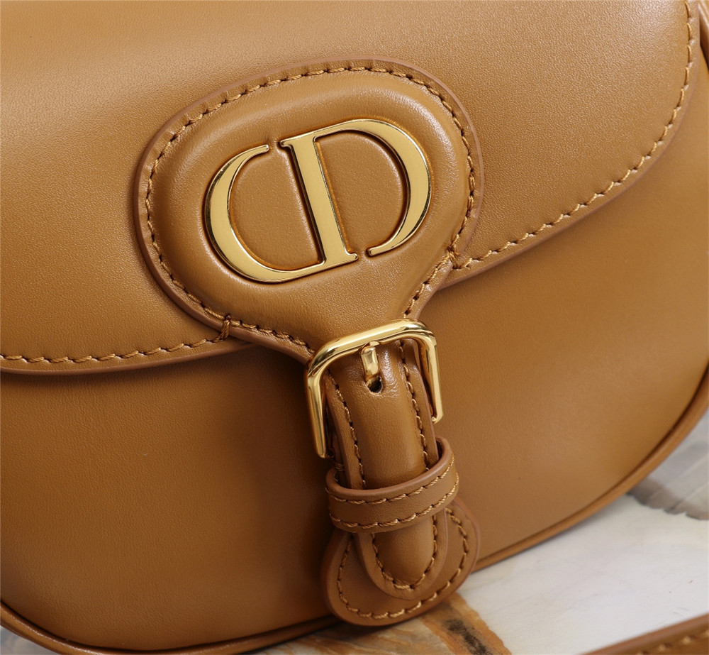 MEDIUM D*0r BOBBY BAG Camel Box Calfskin