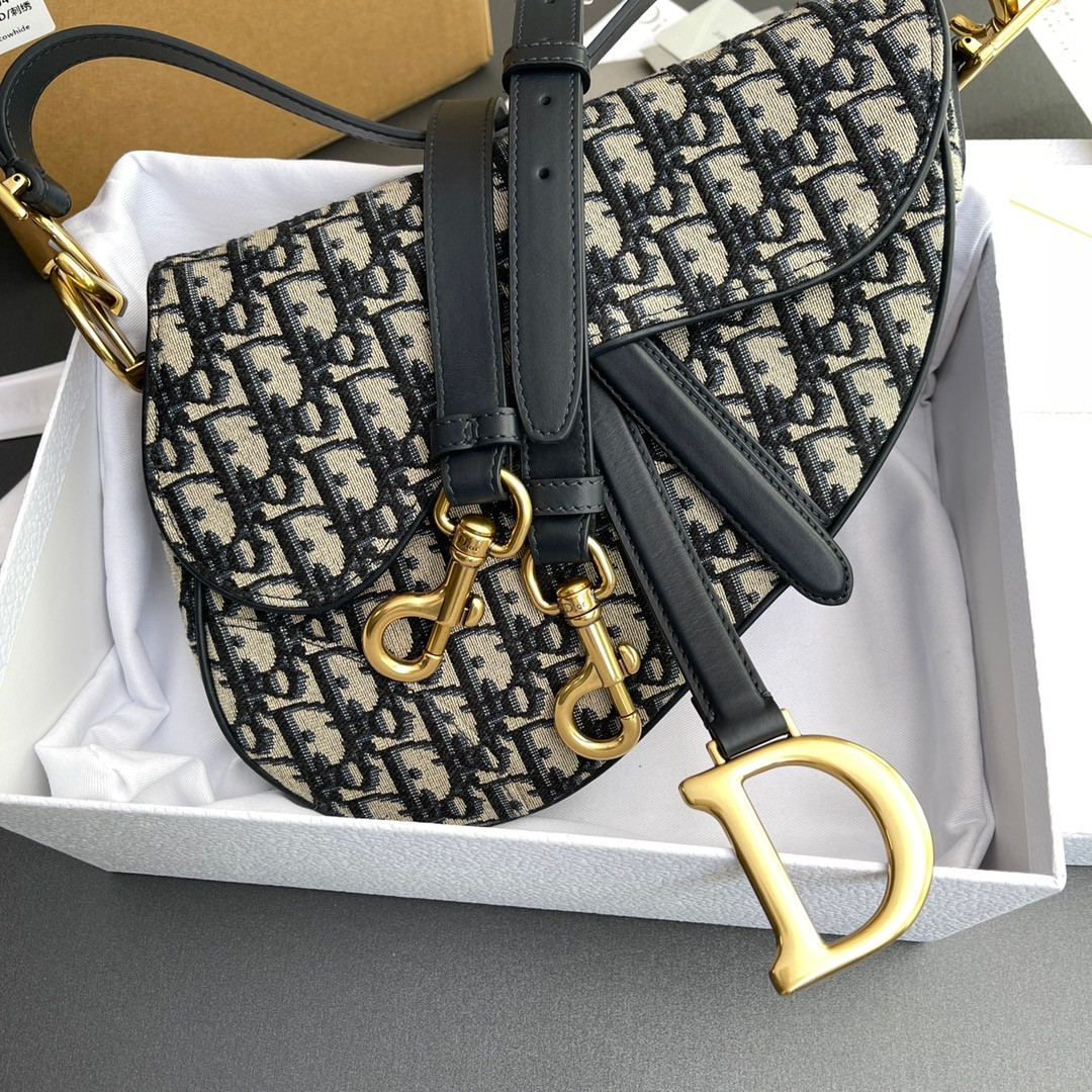 D*0r Saddle Bag 25.5 ×20 x 6.5 cm