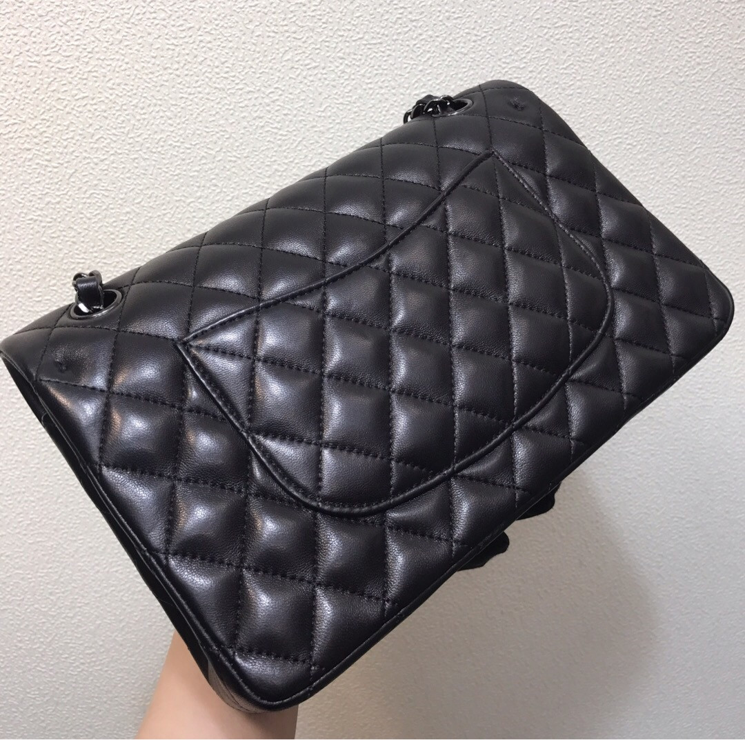 Ch*el CRUMPLED CALFSKIN QUITED DOUBLE FLAP BLACK 15.5x25.5x6.5cm