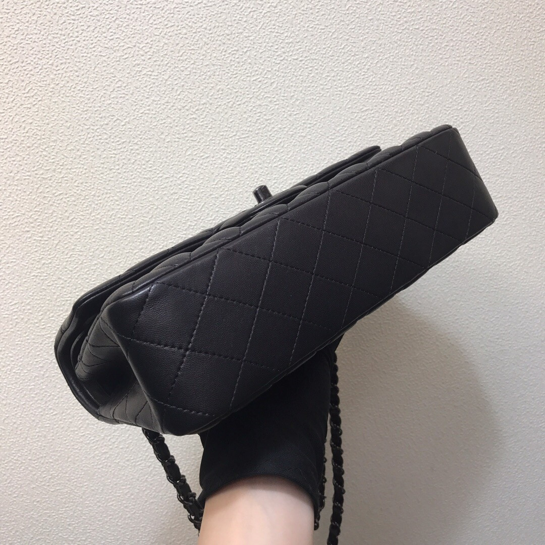 Ch*el CRUMPLED CALFSKIN QUITED DOUBLE FLAP BLACK 15.5x25.5x6.5cm