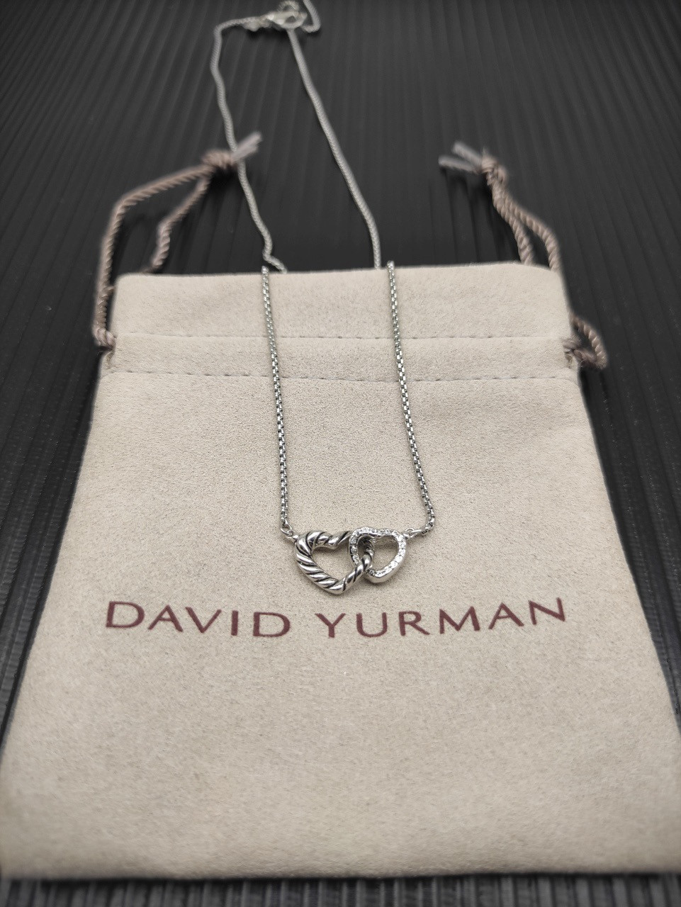 dau1d Yvrm*n interlocking heart necklace