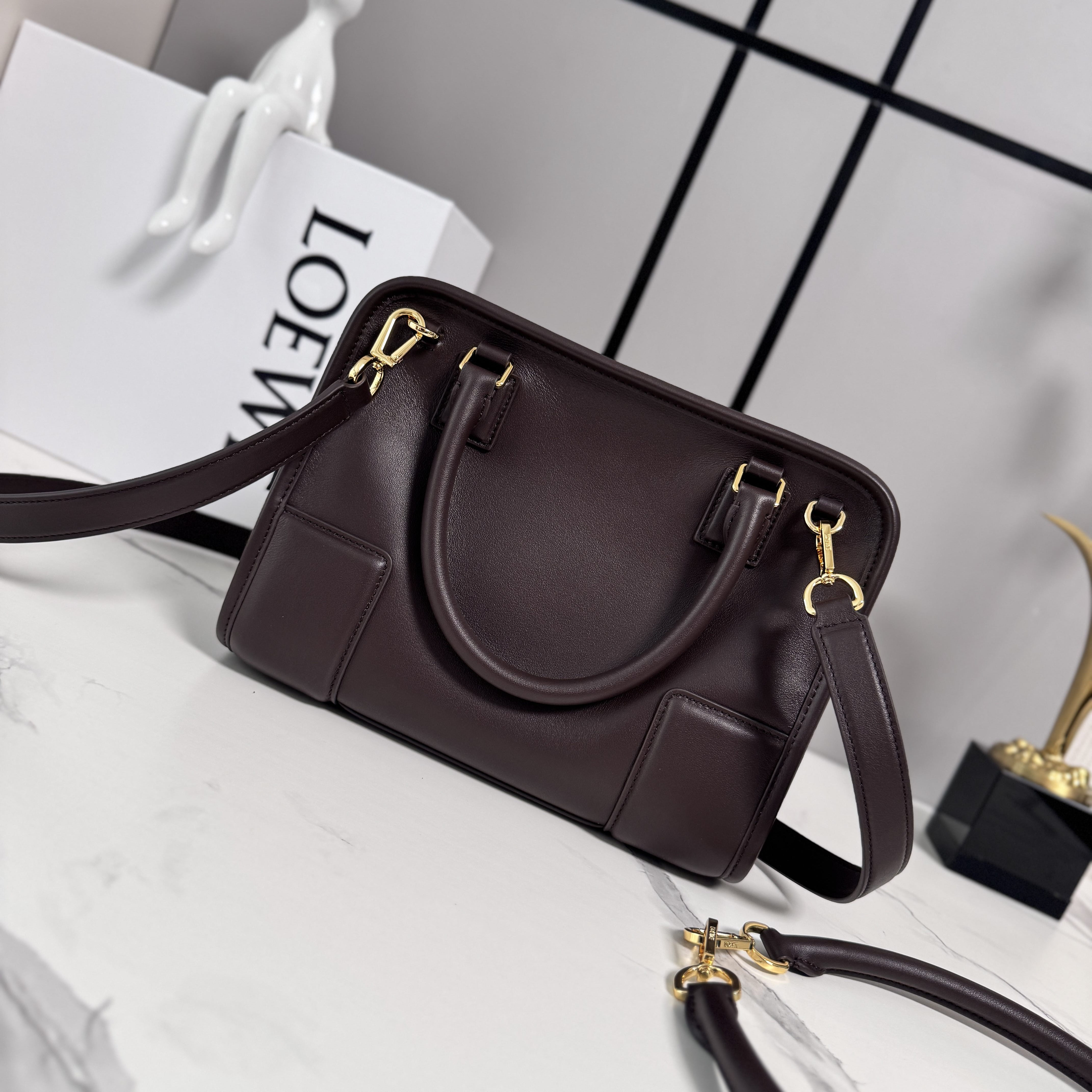L0ew* small amazona 180 bag 24.5x10x18.5cm