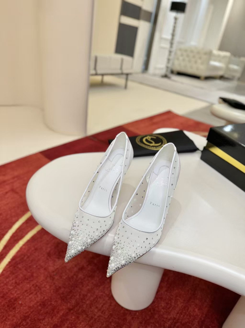 ua Ch**an louboutin miss z degrastrass perla pumps