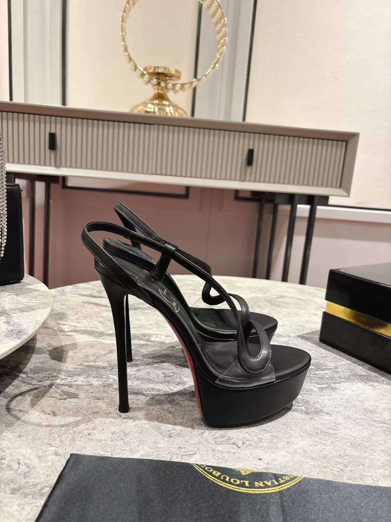 ua Ch**an louboutin rosalie alta rosalie alta sandals 15cm heel