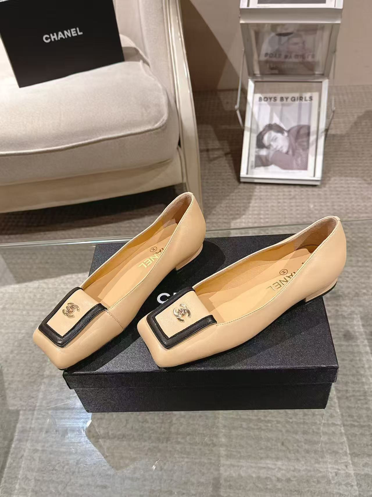 ua Ch*el flats