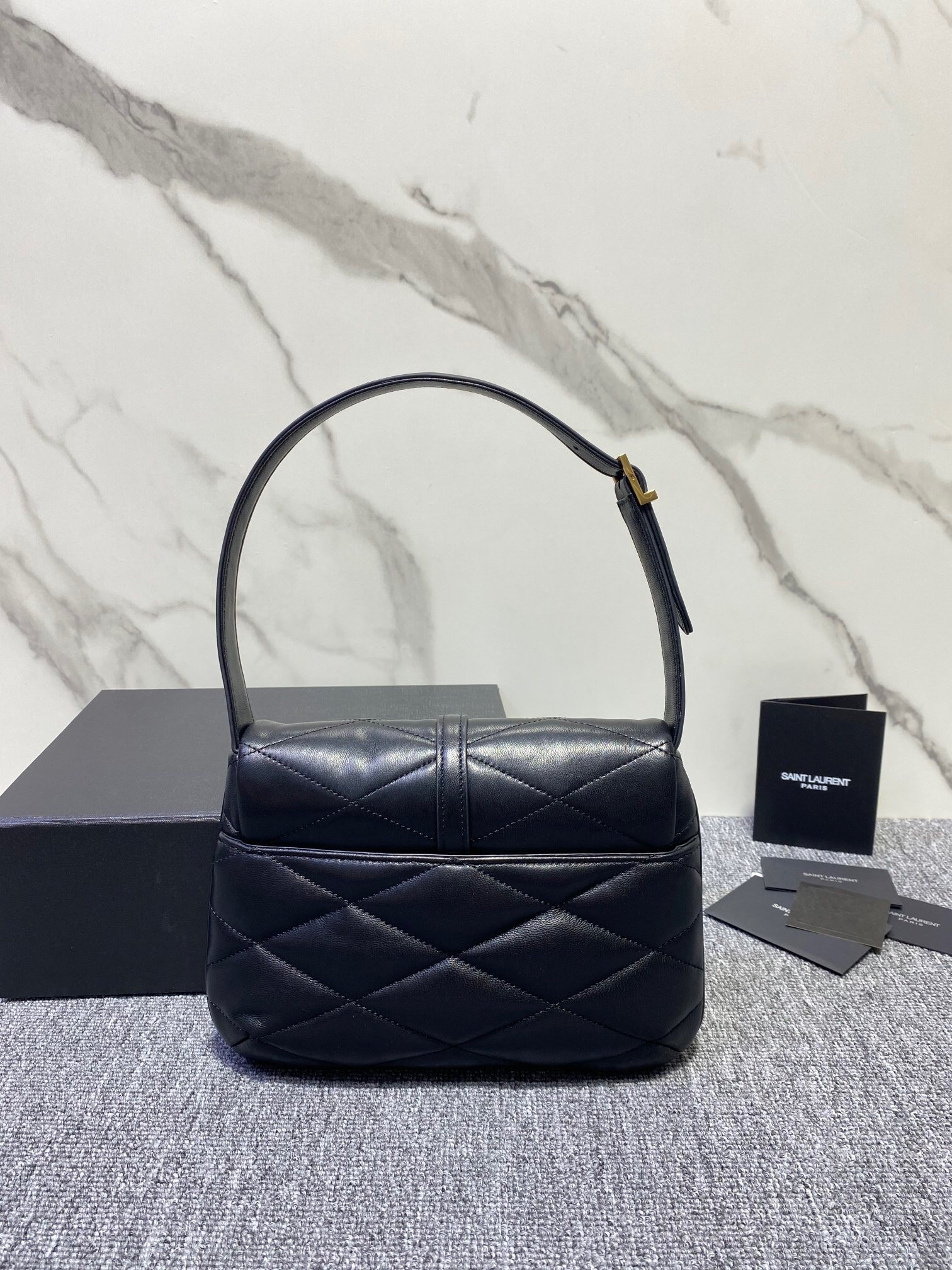 Sa**t Lau*nt LE 57 HOBO BAG IN QUILTED LAMBSKIN