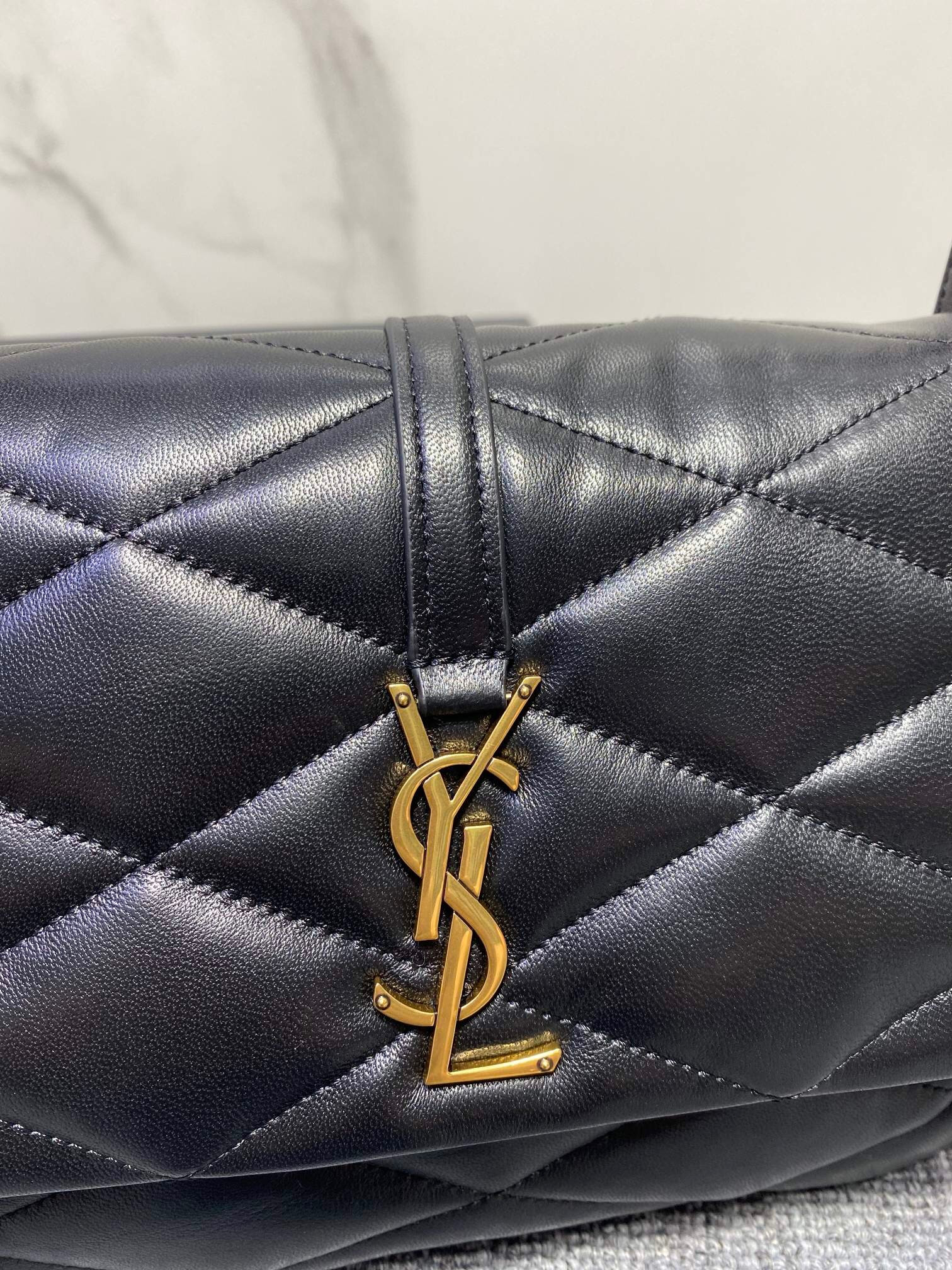 Sa**t Lau*nt LE 57 HOBO BAG IN QUILTED LAMBSKIN