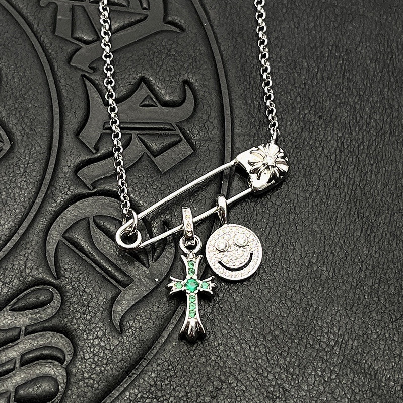 ch**me he**ts smiley F**e small cross necklace (chain length 45+5cm)
