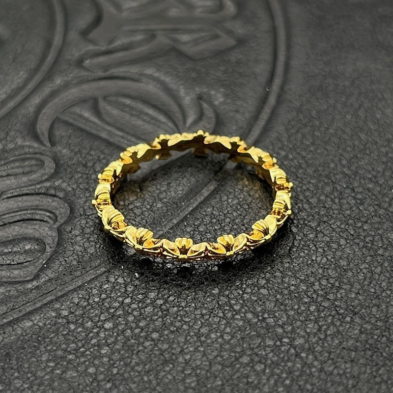 Ch**me He**ts distressed full cross ring