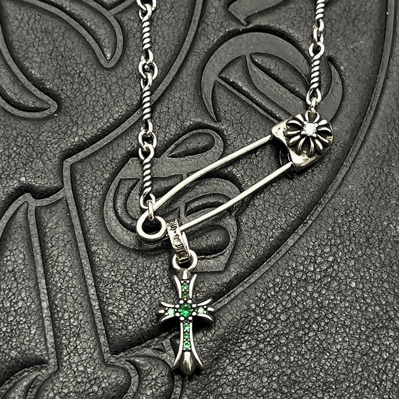 Ch**me He**ts twisted cross pin necklace (chain length 45+5cm)
