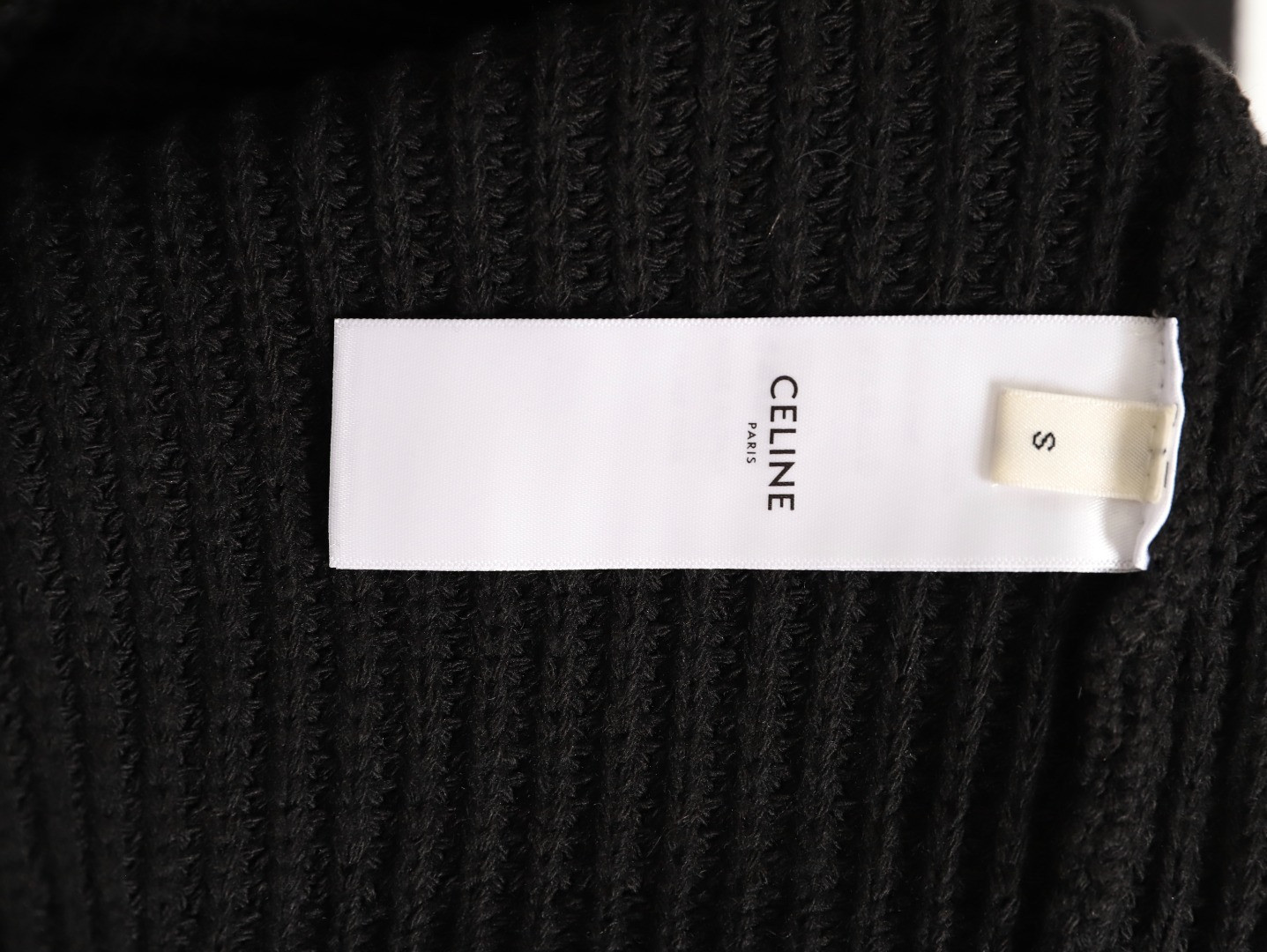 Ce**e Sweaters Coats
